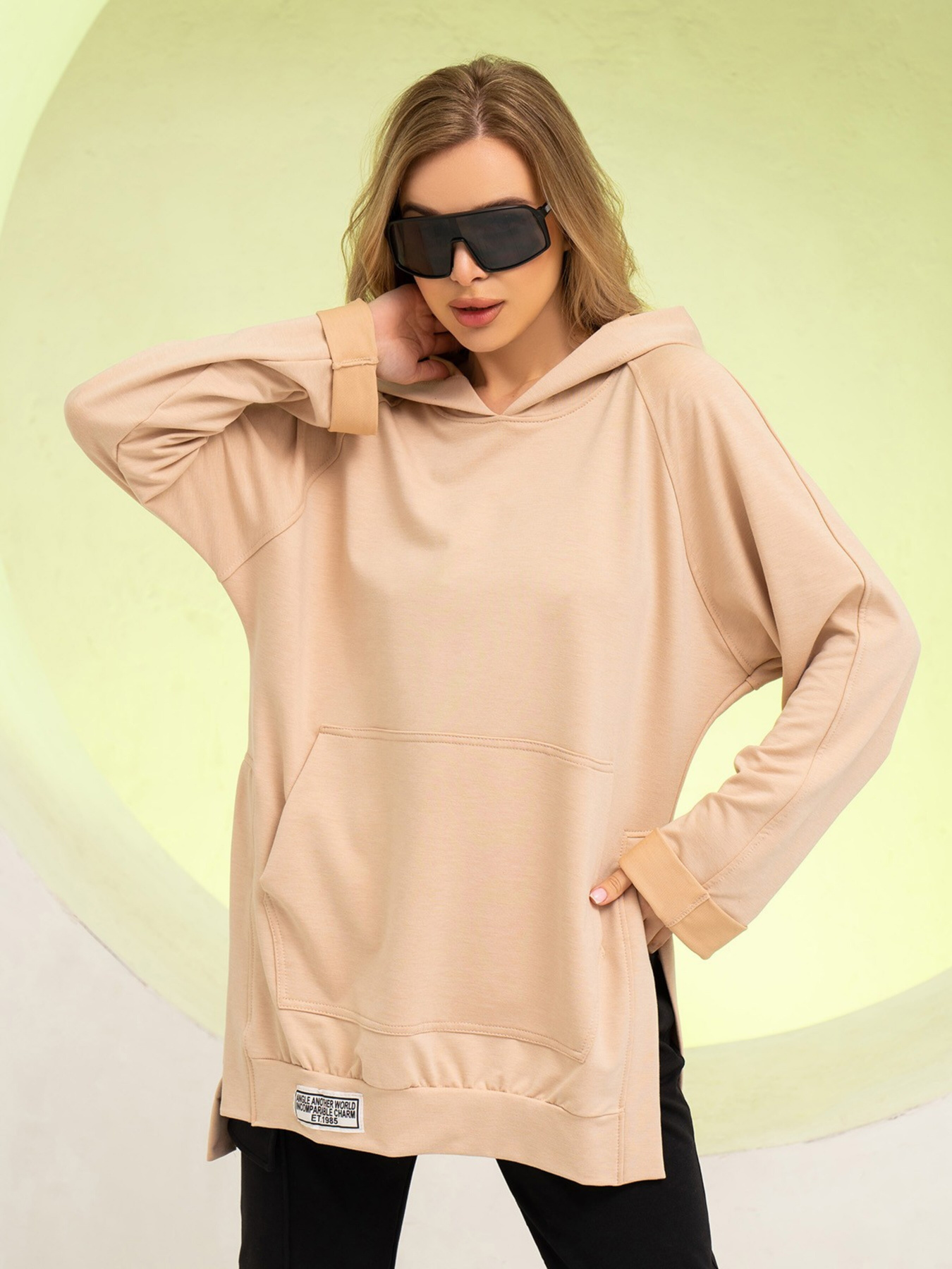 Худи ISSA Plus модель 13743_beige Худи ISSA Plus модель 13743_beige Фото