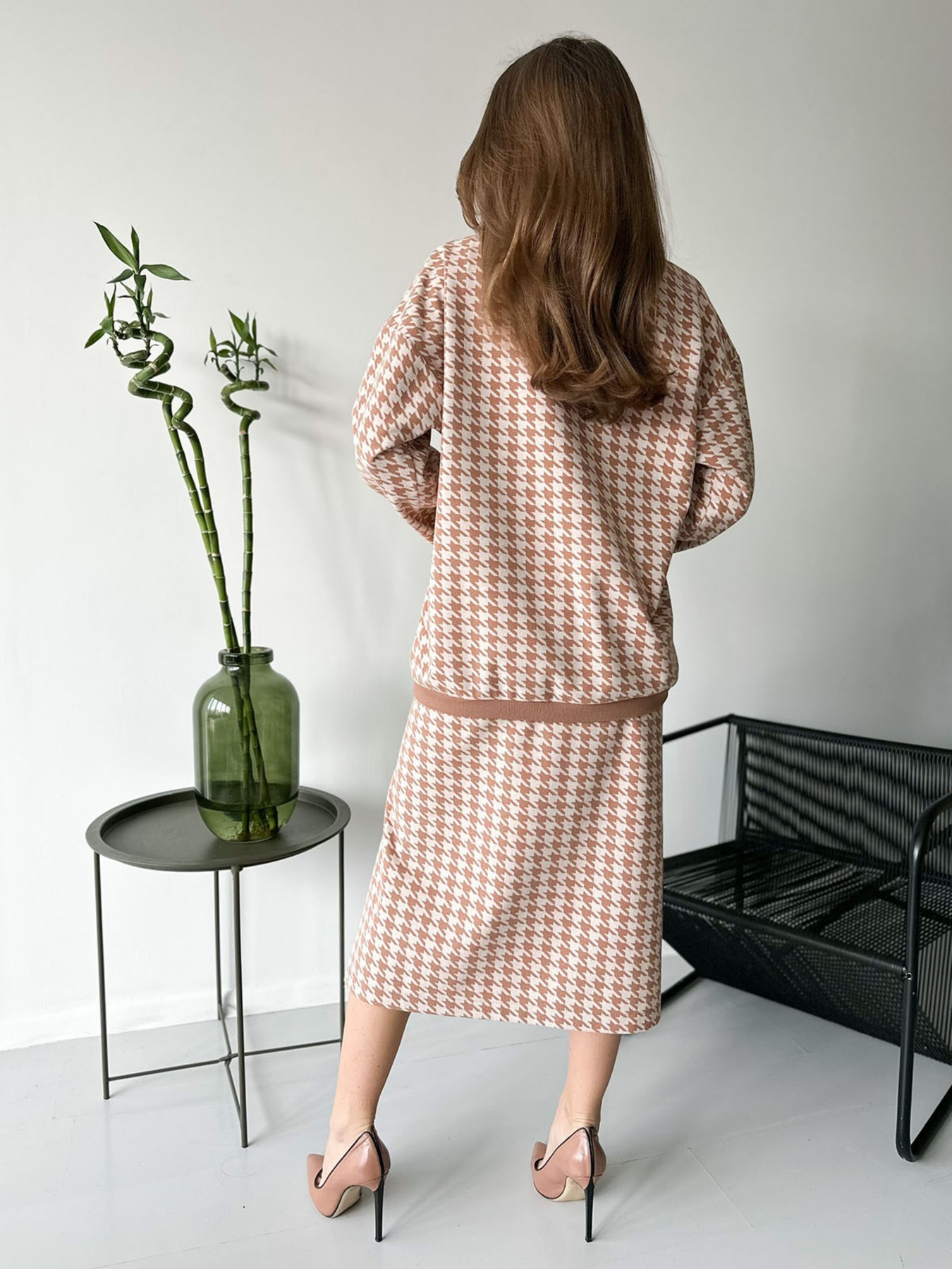 Повседневный костюм ISSA Plus модель 13769_beige Фото