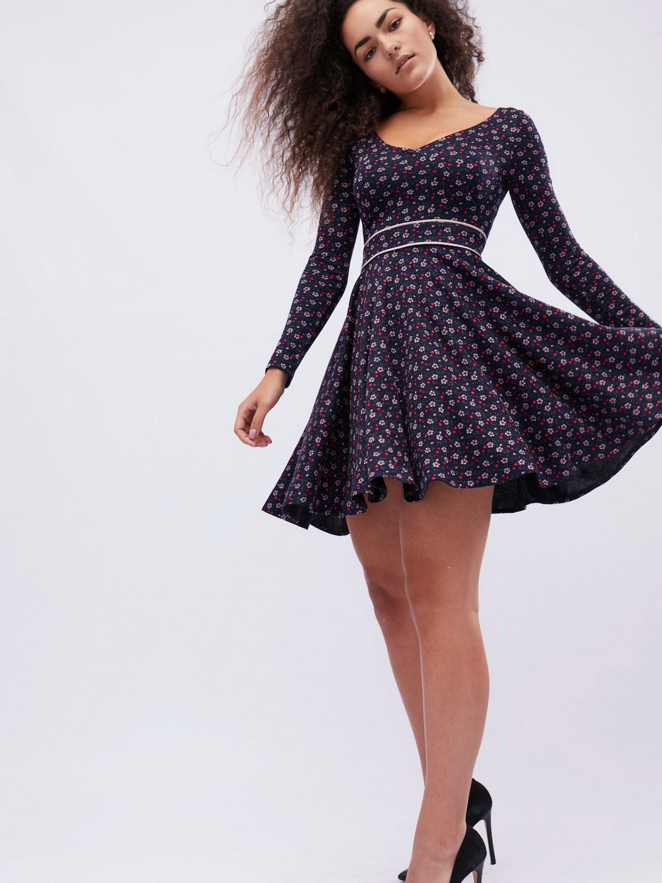 Платье мини CARICA модель KP101262 Фото