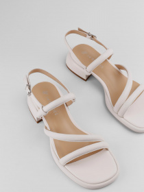 Босоножки LeBERDES модель 00000015583 Фото