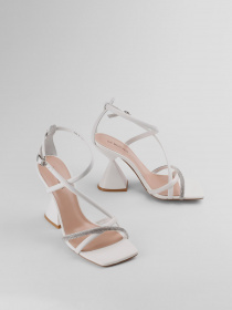 Босоніжки LeBERDES модель 00000015705 Фото