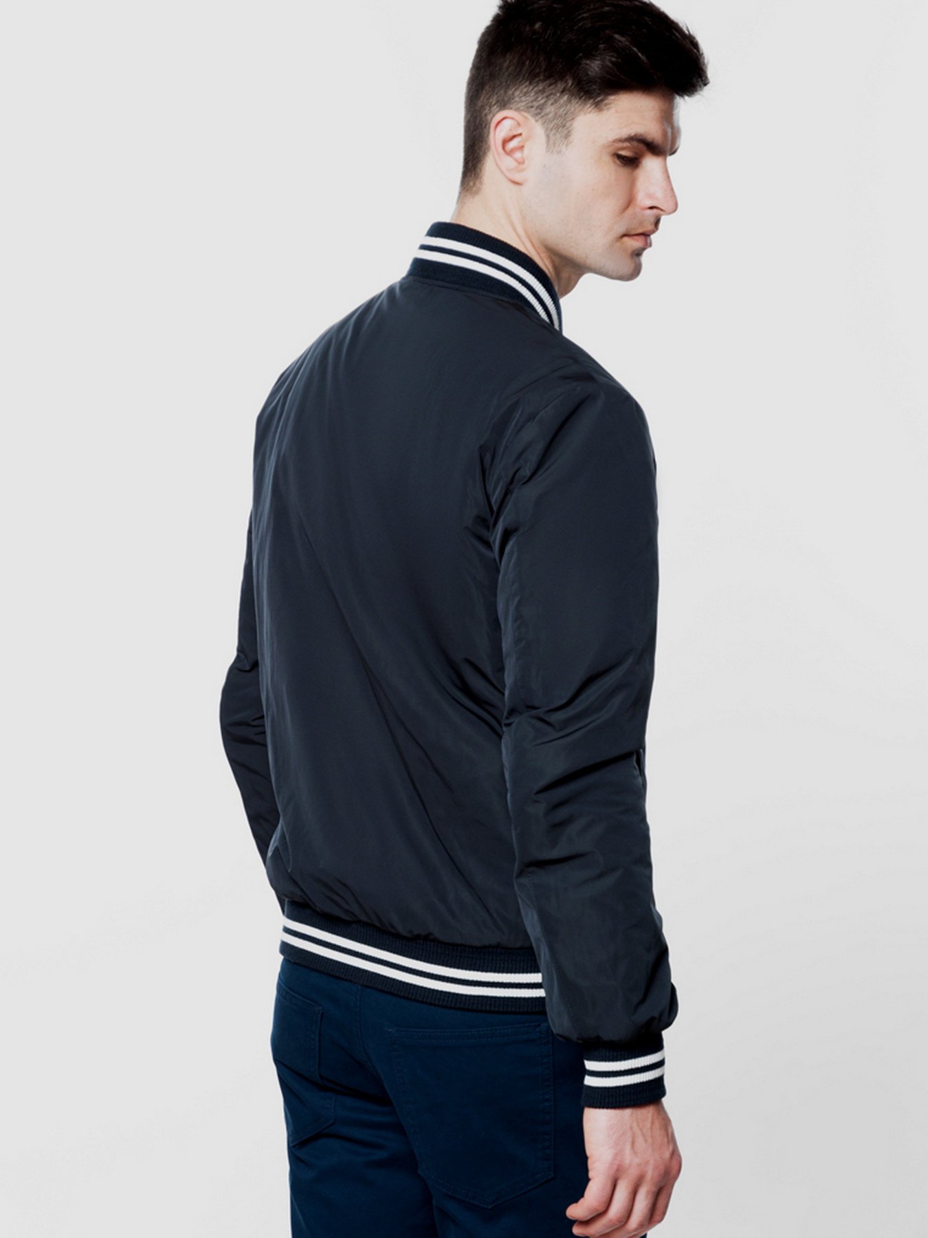 Вітровка Arber модель AN08.02.10 Вітровка Arber модель AN08.02.10 Фото