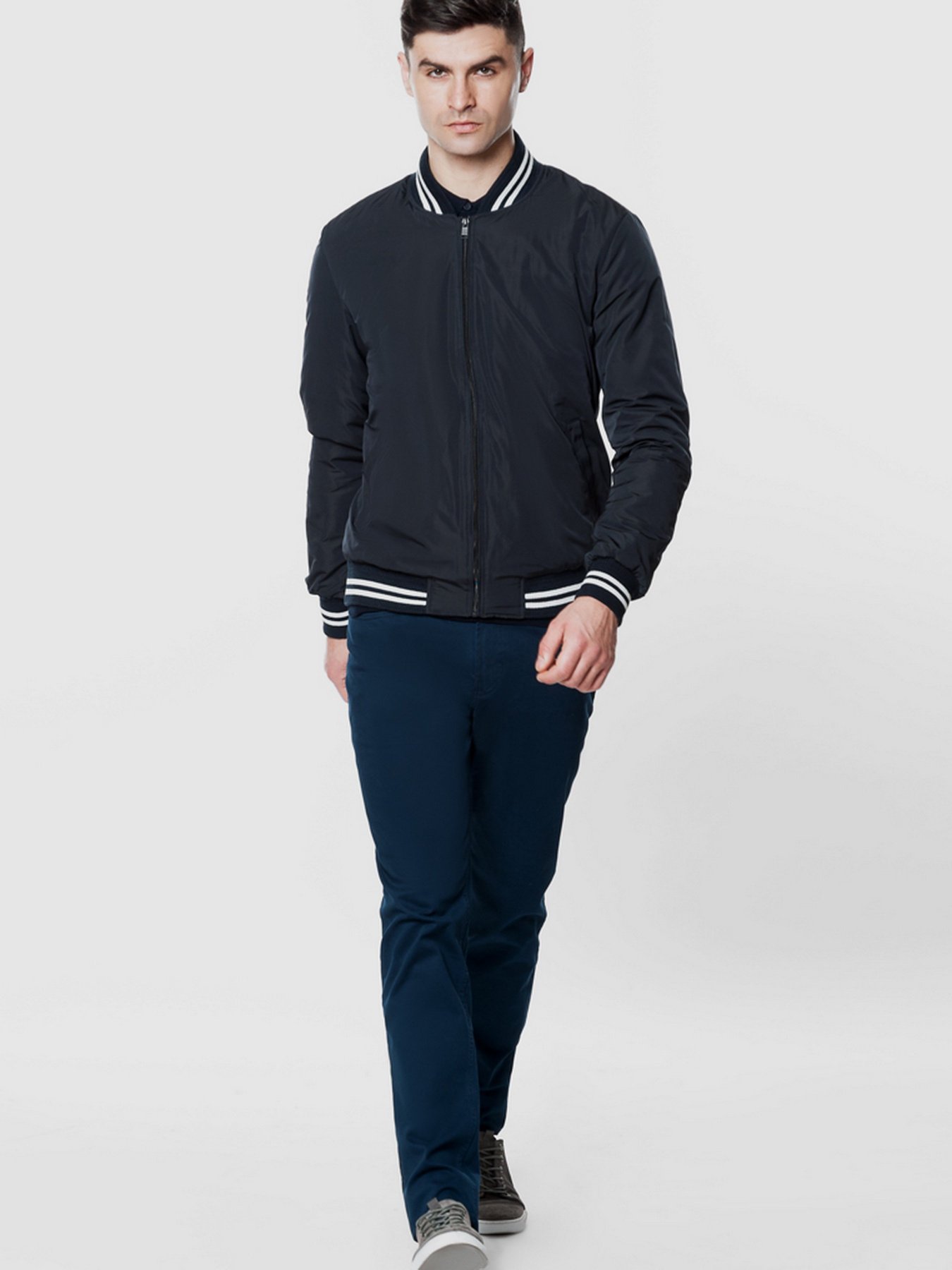 Вітровка Arber модель AN08.02.10 Вітровка Arber модель AN08.02.10 Фото