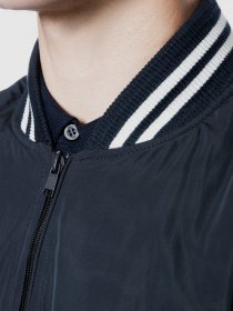 Вітровка Arber модель AN08.02.10 Вітровка Arber модель AN08.02.10 Фото