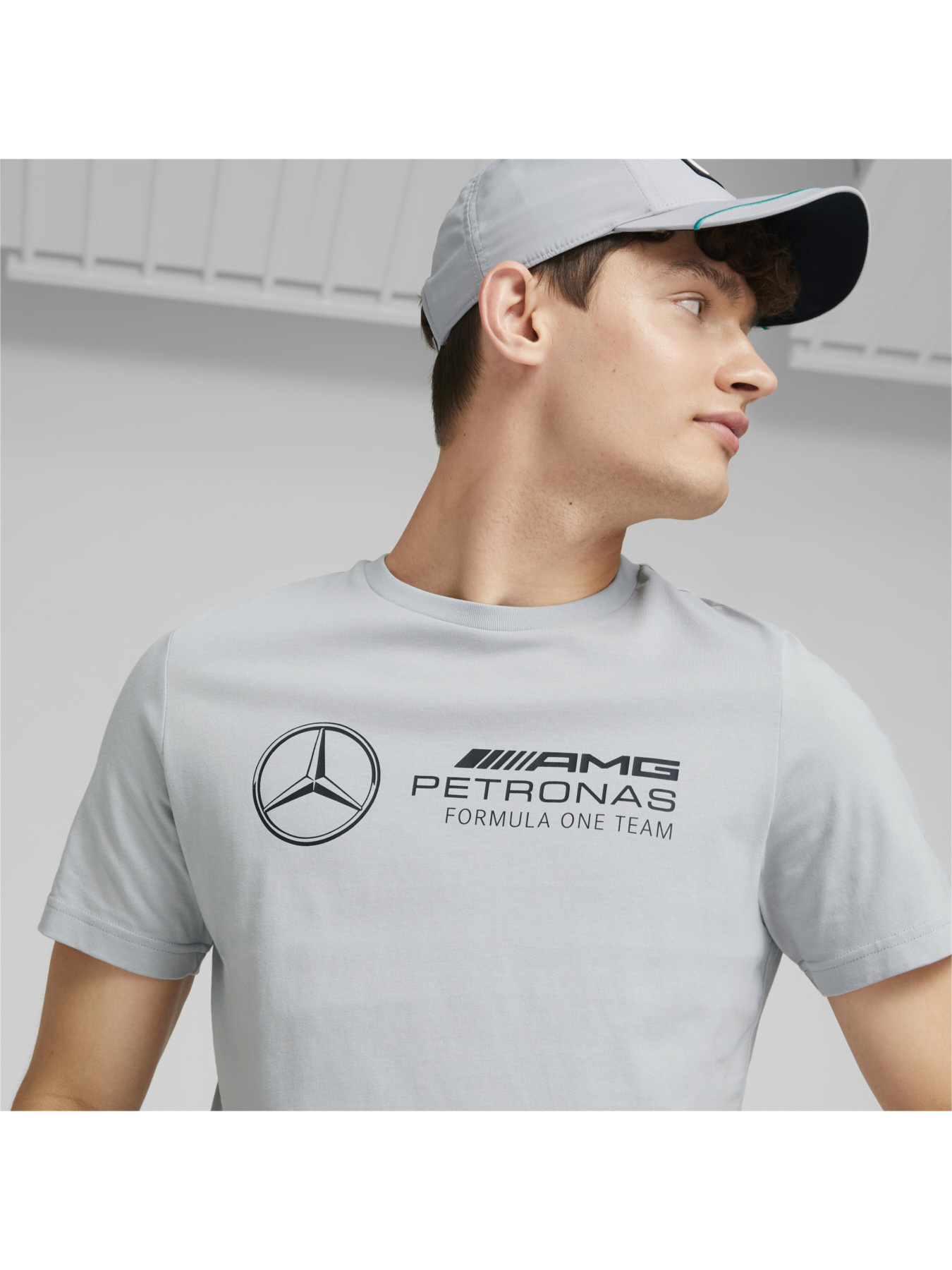 Футболка PUMA Mapf1 Ess Logo Tee модель 536447 Фото