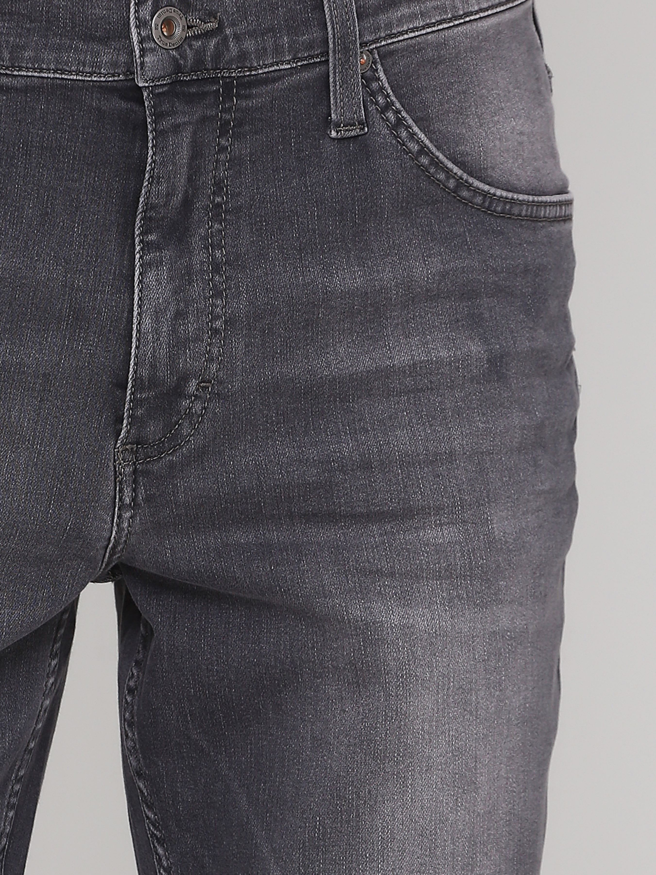 Зауженные джинсы Mustang Jeans модель 4011344 Фото