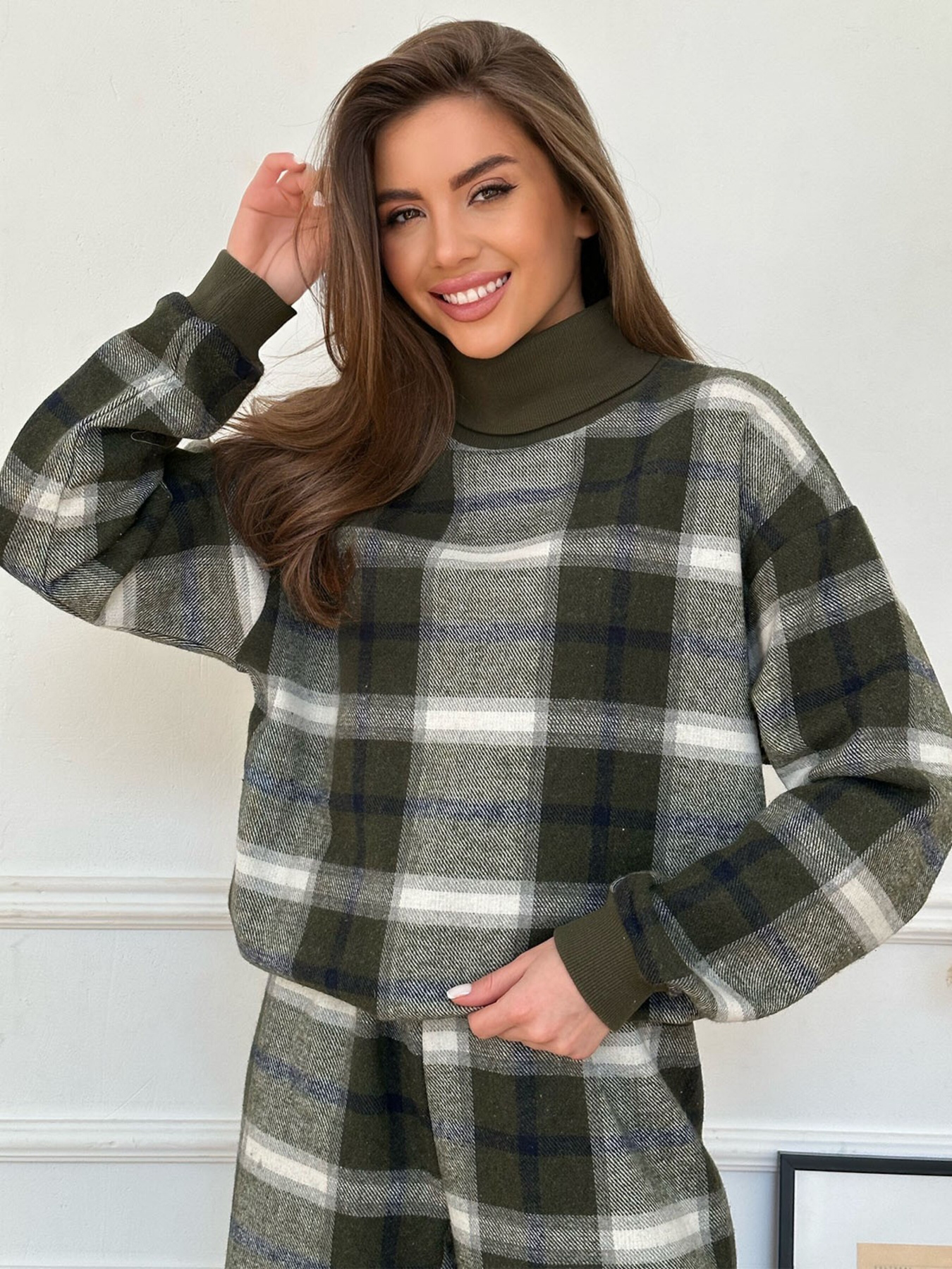 Костюм ISSA Plus модель 13771_hacks Фото