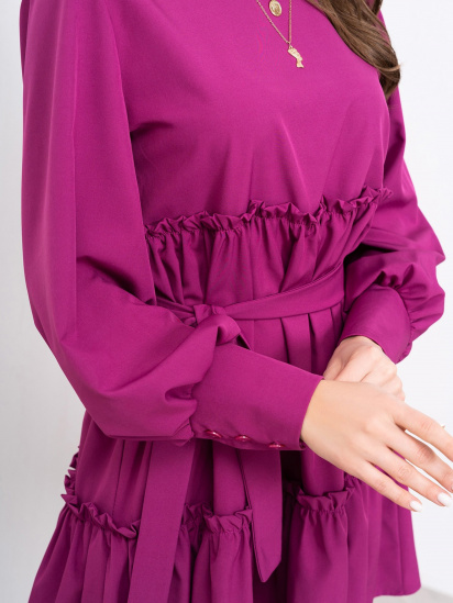 Сукня міні ISSA Plus модель 13784_purple — фото 4 - INTERTOP