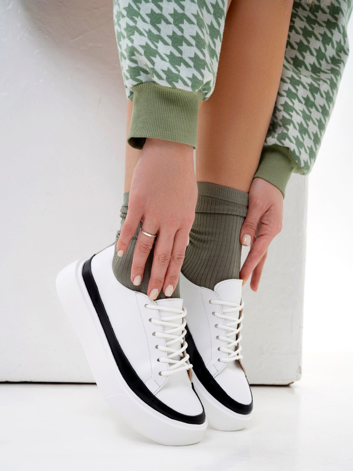 Кеди низькі ISSA Plus модель OB2-208_white Фото