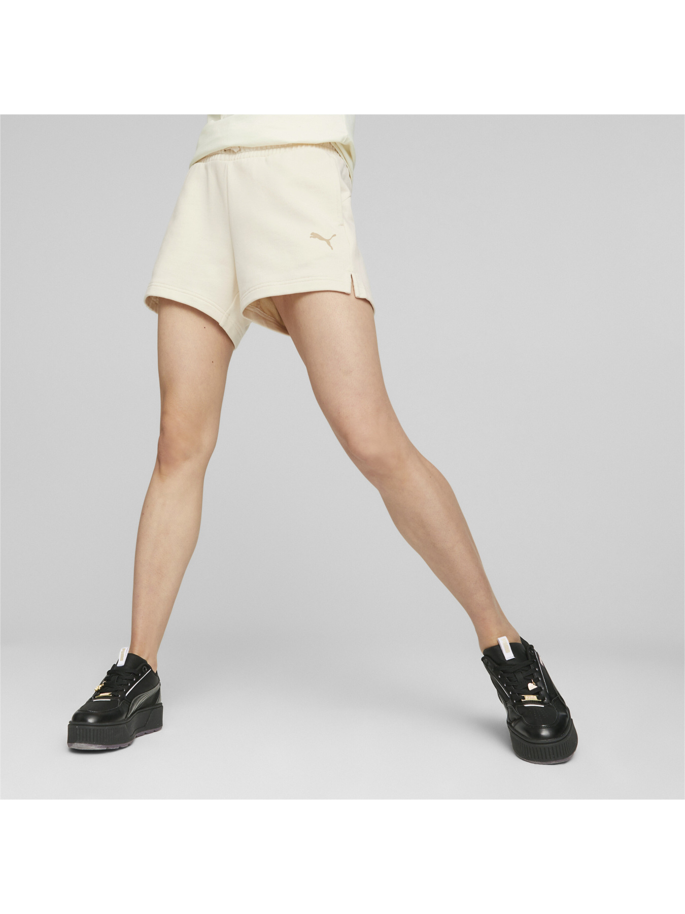 Шорты спортивные PUMA модель 673300 Шорты спортивные PUMA модель 673300 Фото