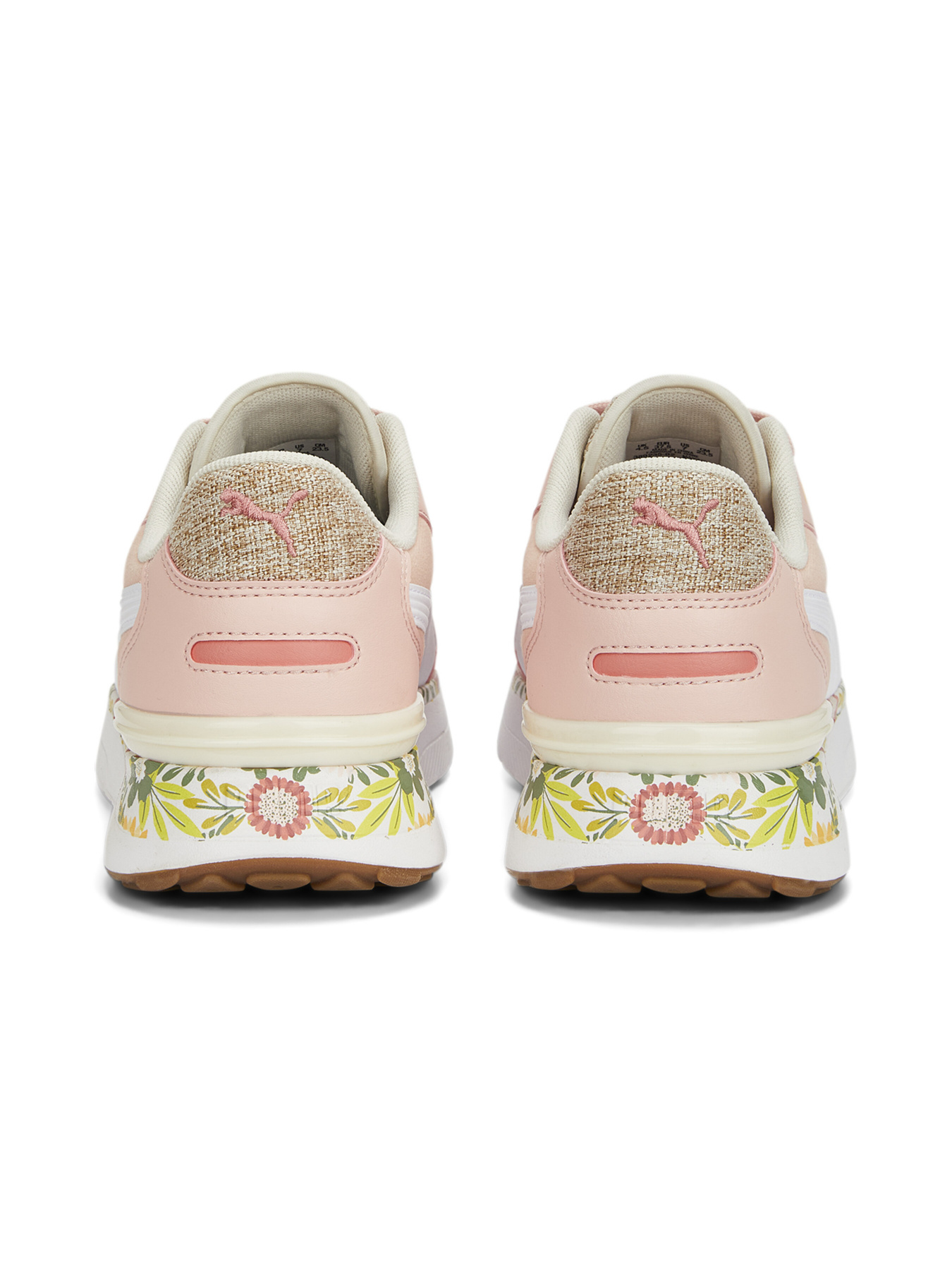 Кросівки повсякденні PUMA R78 Voyage Wild Garden модель 389235 Фото