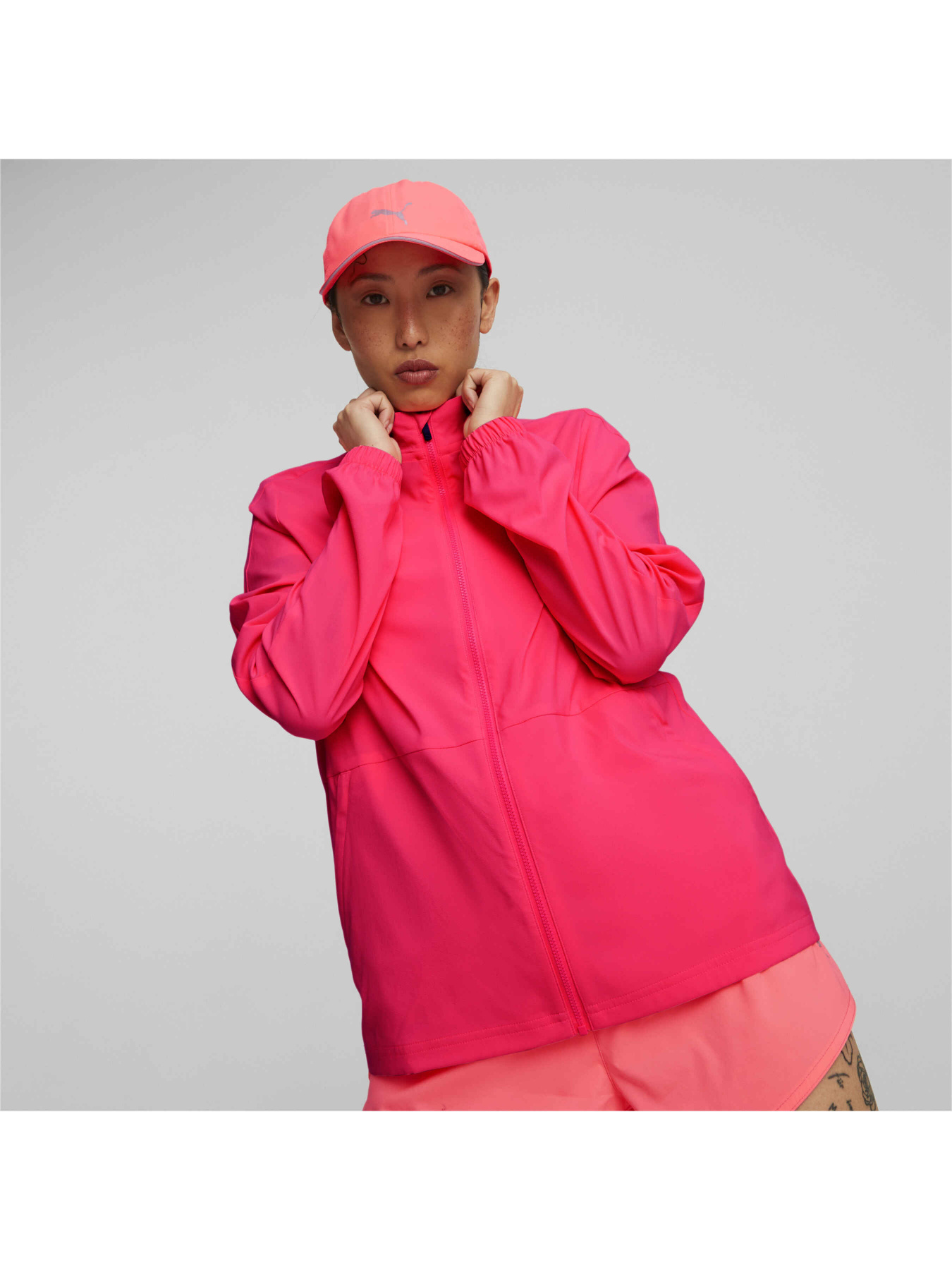 Вітровка PUMA Run Fav Woven Jacket модель 520185 Фото