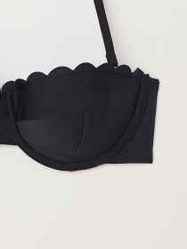 Верх купальника H&M модель 64234 Верх купальника H&M модель 64234 Фото