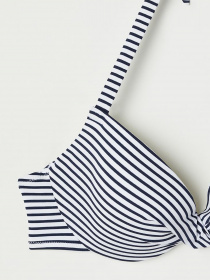 Верх купальника H&M модель 64024 Верх купальника H&M модель 64024 Фото