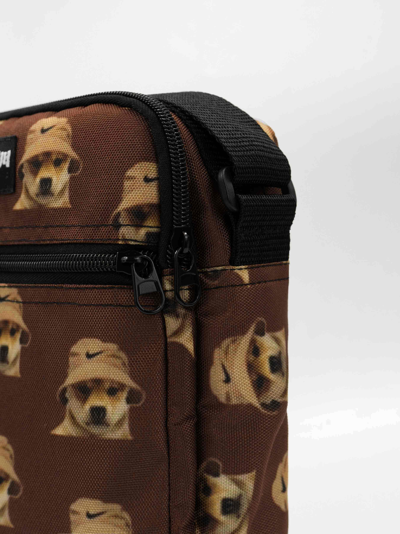 Мессенджер Custom Wear модель cw--4786 Фото