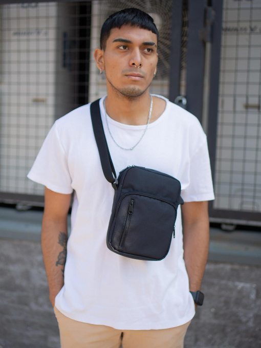 Мессенджер Without модель 8042843 Фото