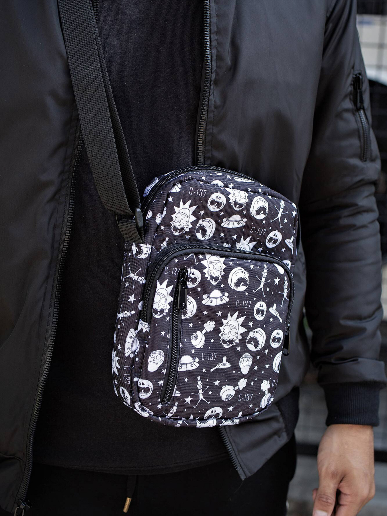 Мессенджер Without модель 8048342 Фото