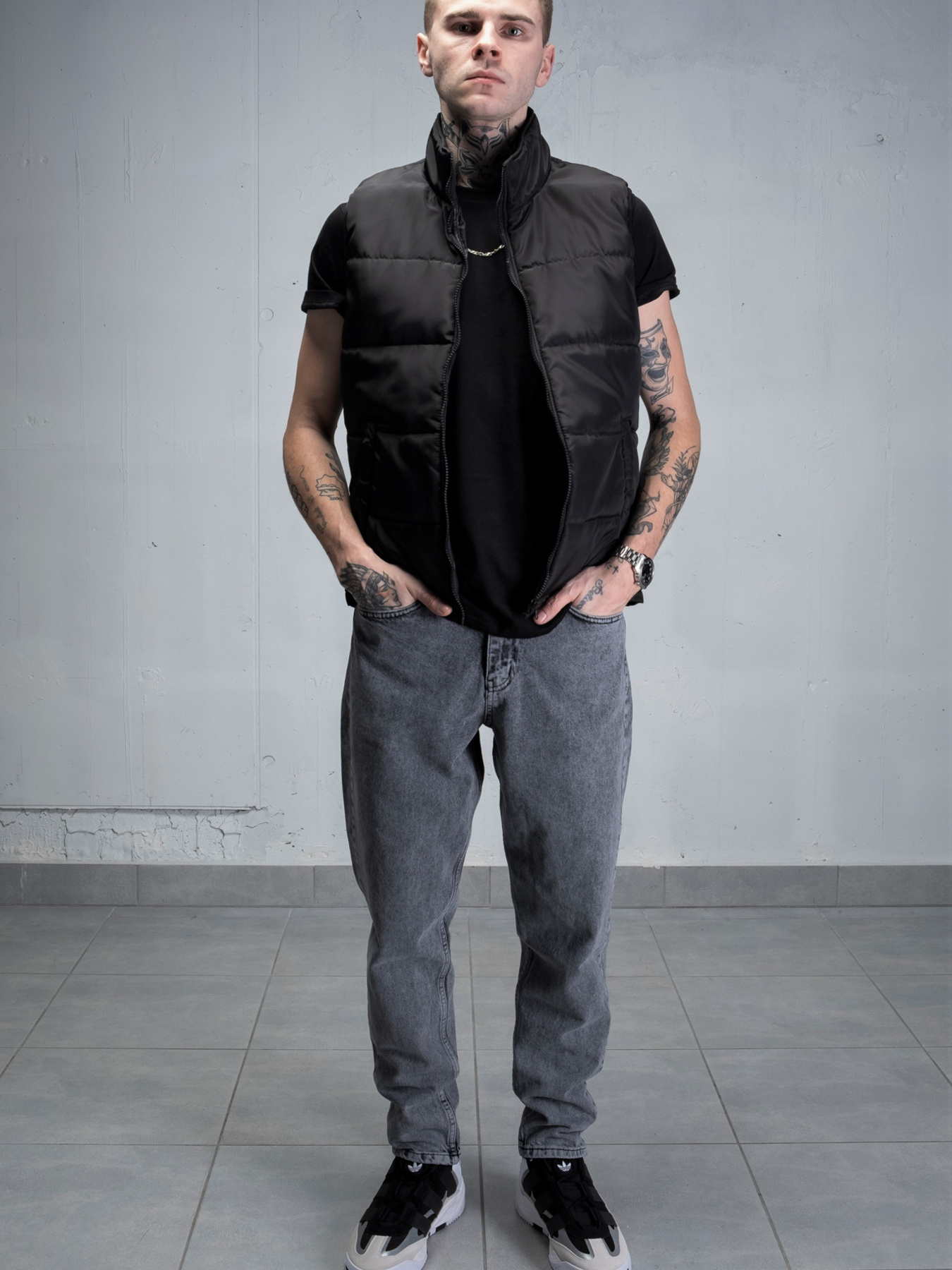 Завужені джинси Without модель 8055021 Фото