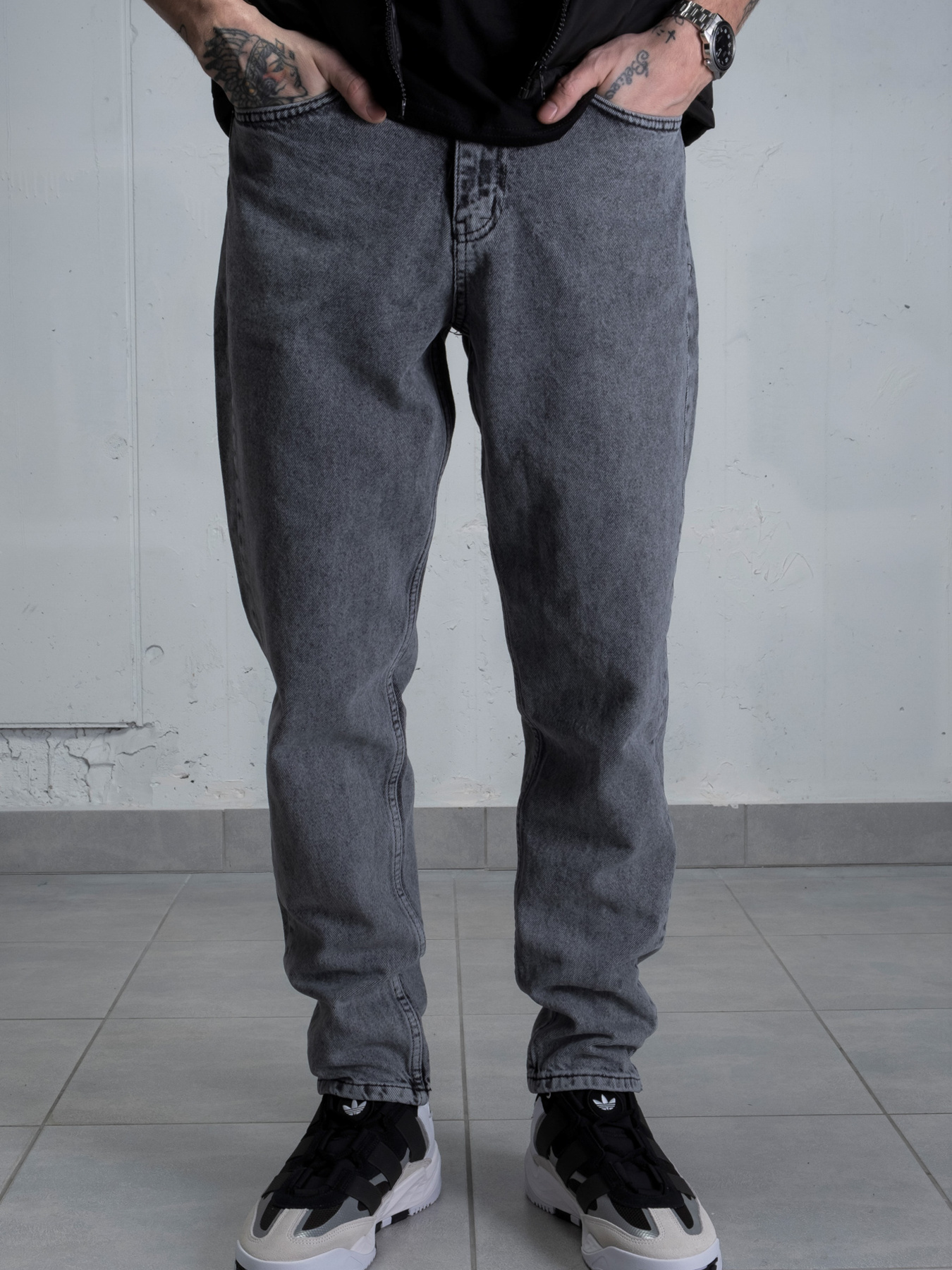 Завужені джинси Without модель 8055021 Фото