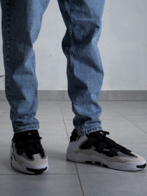 Завужені джинси Without модель 8055023 Фото