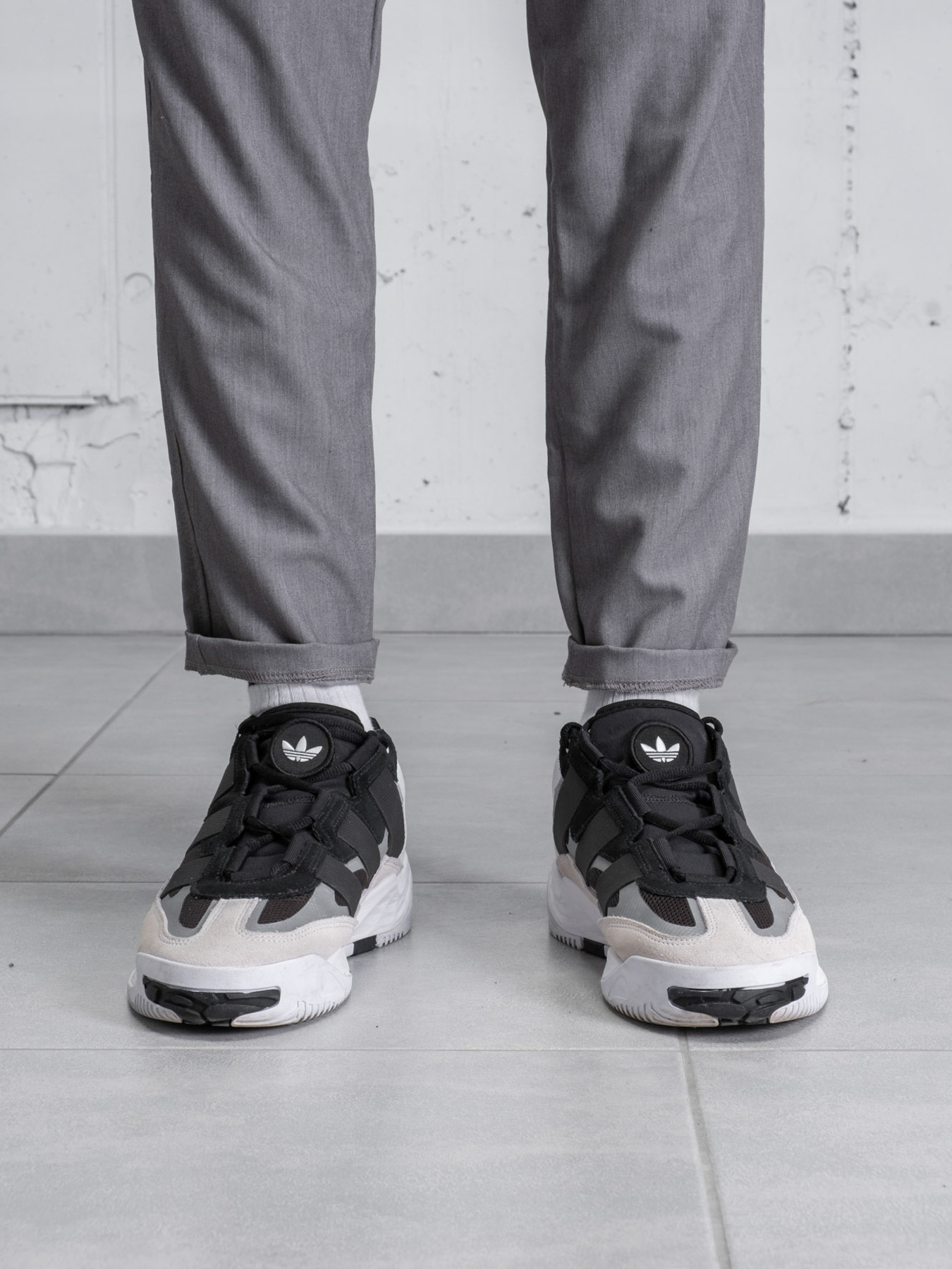 Чиносы Without модель 8055063 Фото