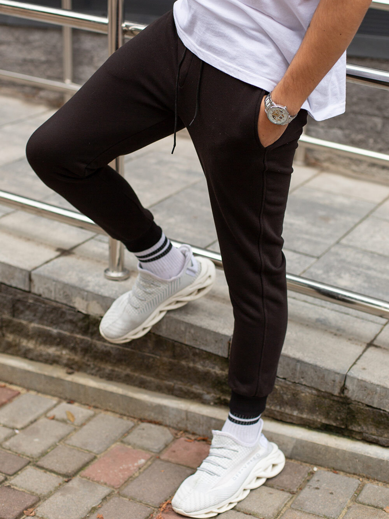 Спортивні штани Without модель 8048436 Фото