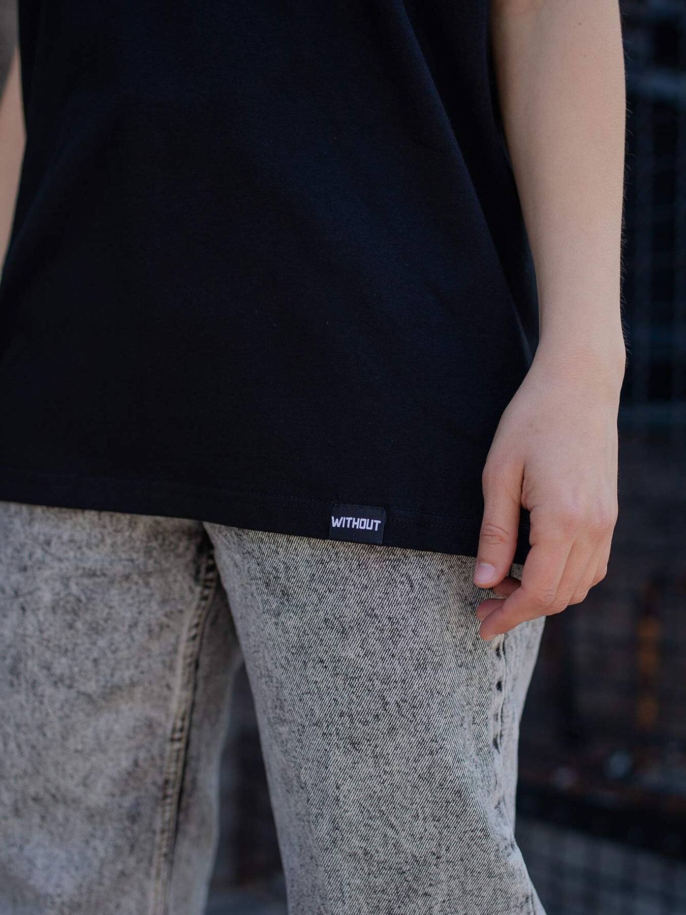 Футболка Without модель 8048447 Футболка Without модель 8048447 Фото