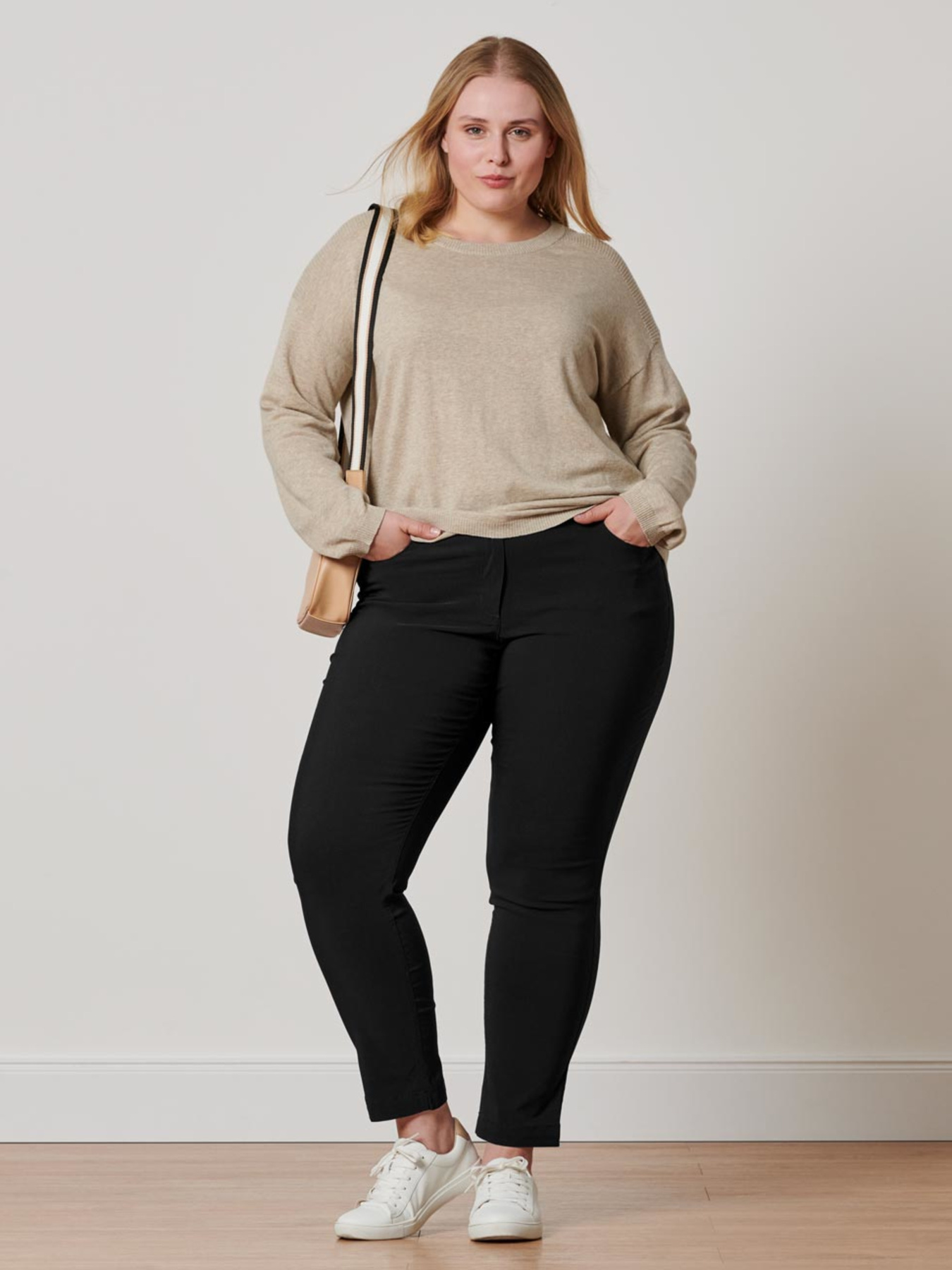 Брюки повседневные Tchibo модель T1678093961 Фото