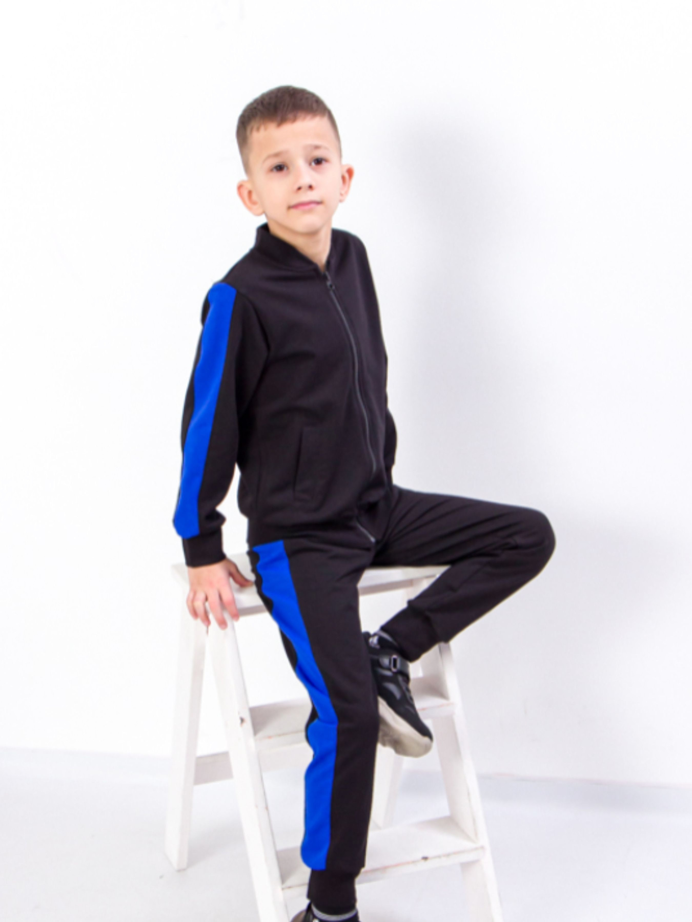 Спортивный костюм Носи своє модель 6152-057-4-chornij-elektrik Фото