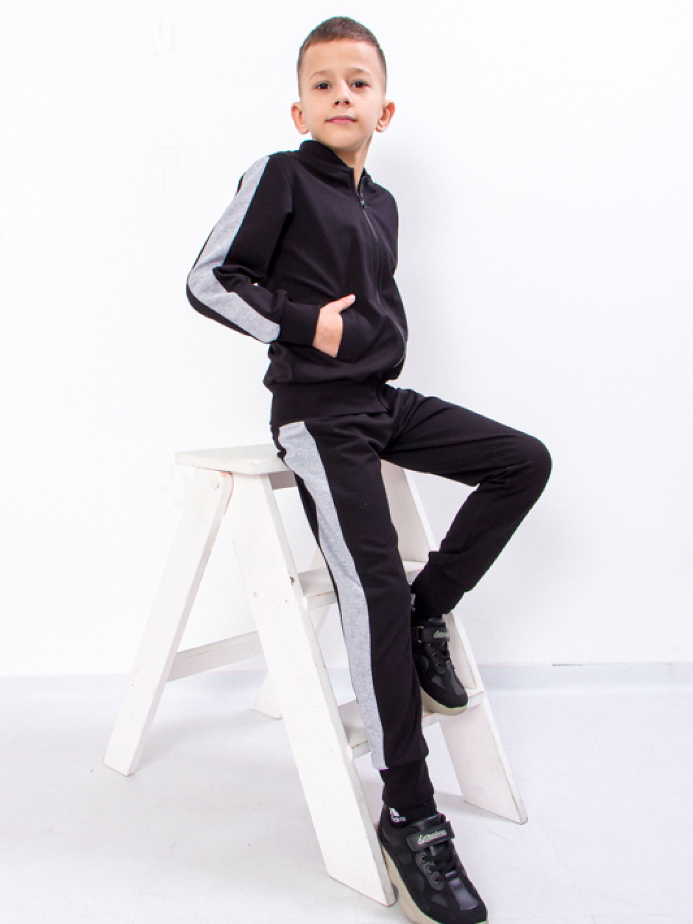 Спортивний костюм Носи своє модель 6152-057-4-chornij-srij Фото