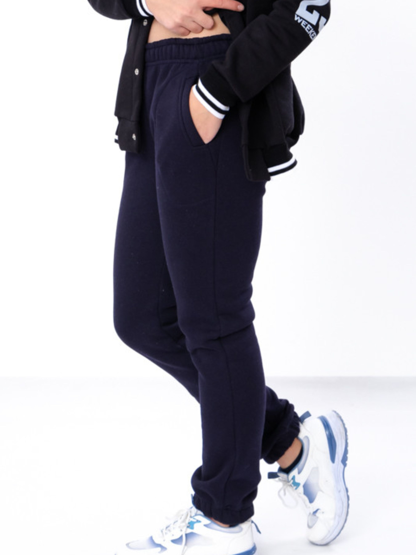 Джогери Носи своє модель 6060-025-3-chornilxno-sinj Фото