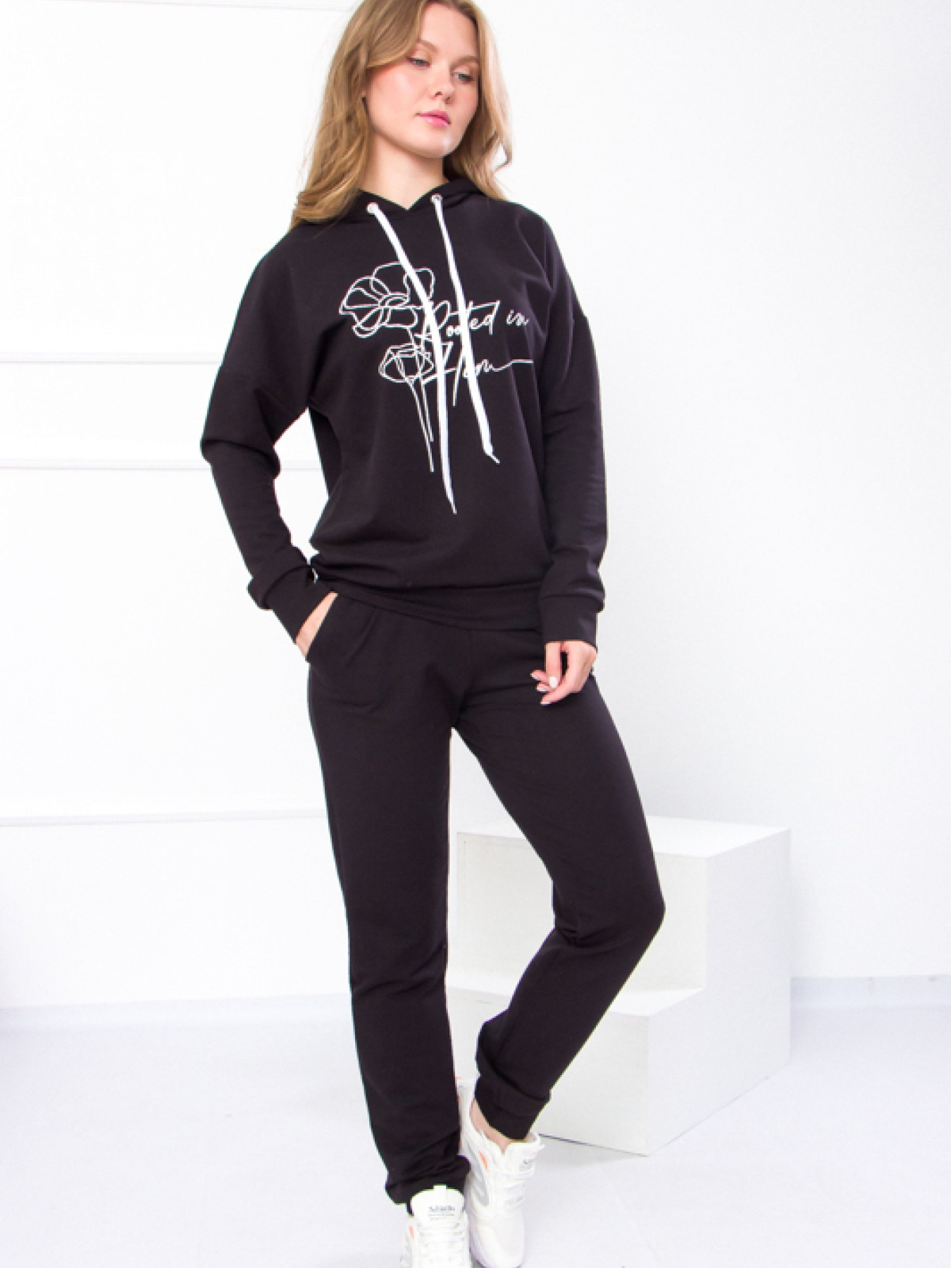 Повседневный костюм Носи своє модель 8234-057-33-1-chornij Повседневный костюм Носи своє модель 8234-057-33-1-chornij Фото