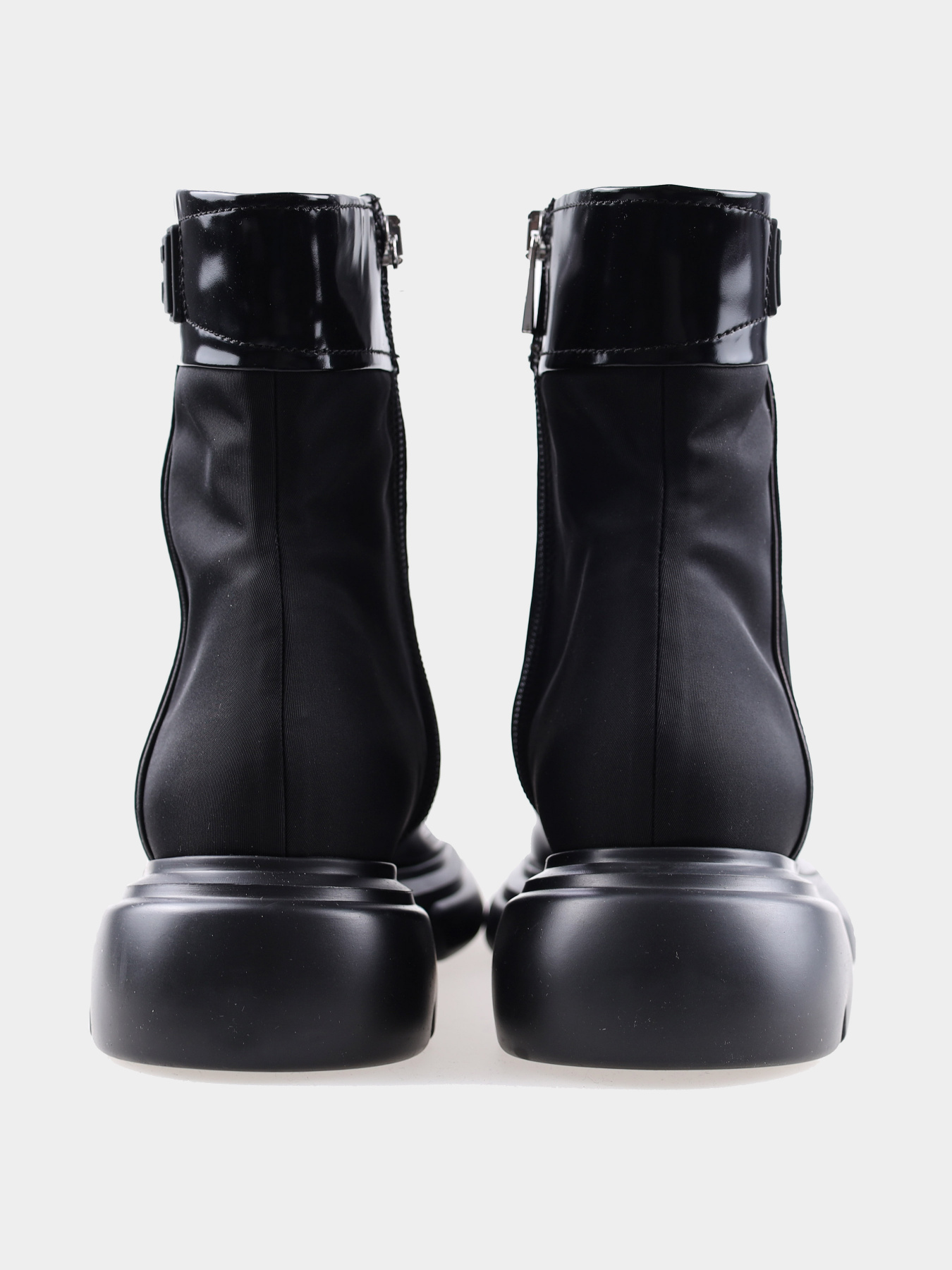 Ботинки и сапоги Emporio Armani модель X3M355-XN688-K001 Фото
