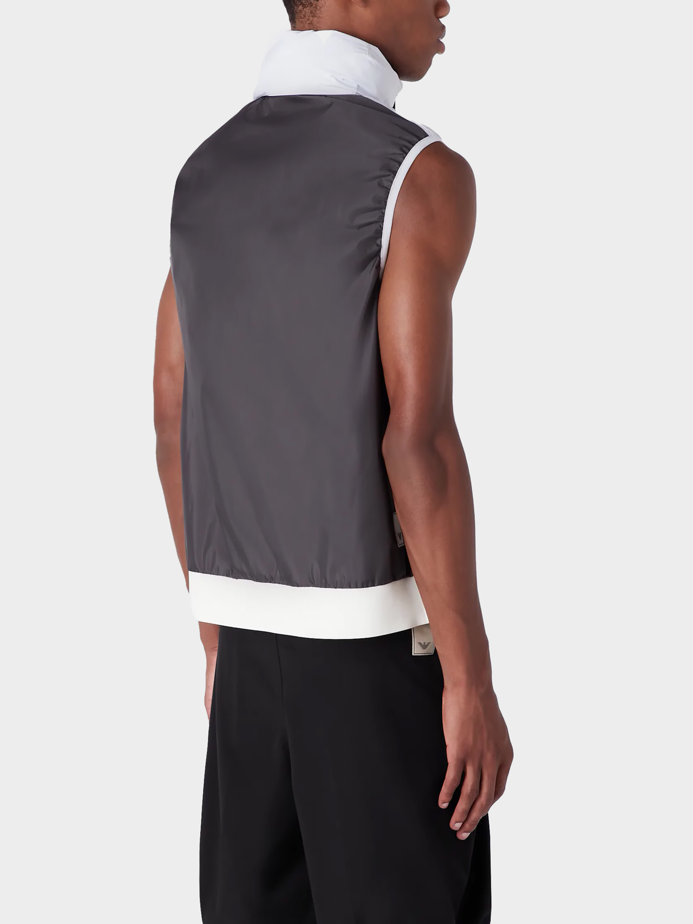 Куртки и дубленки Emporio Armani модель 3R1BT2-1NSXZ-0101 Фото