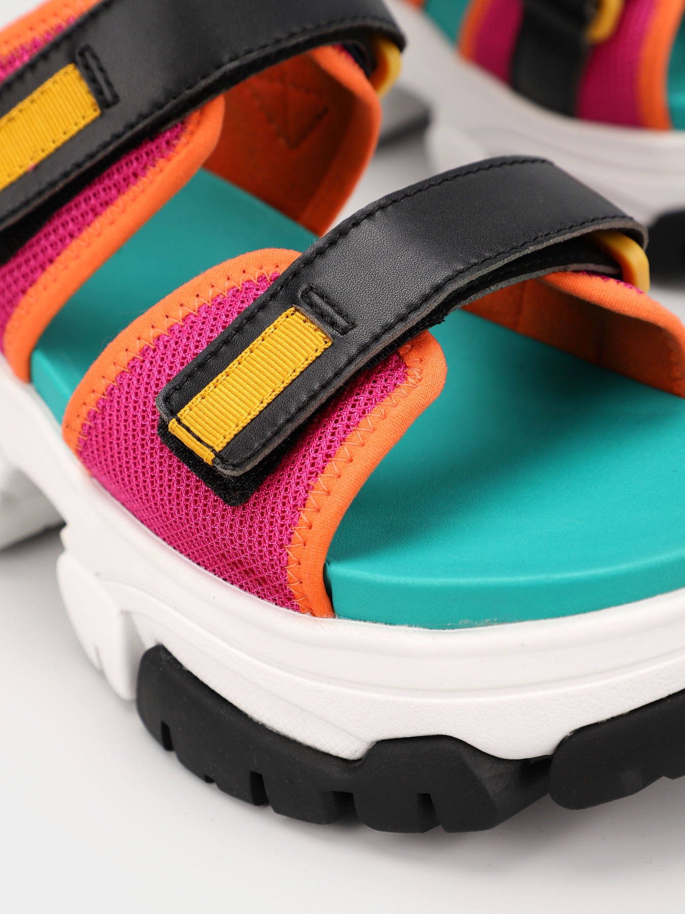 Сандалии Timberland модель TB0A5UNVA45 Фото