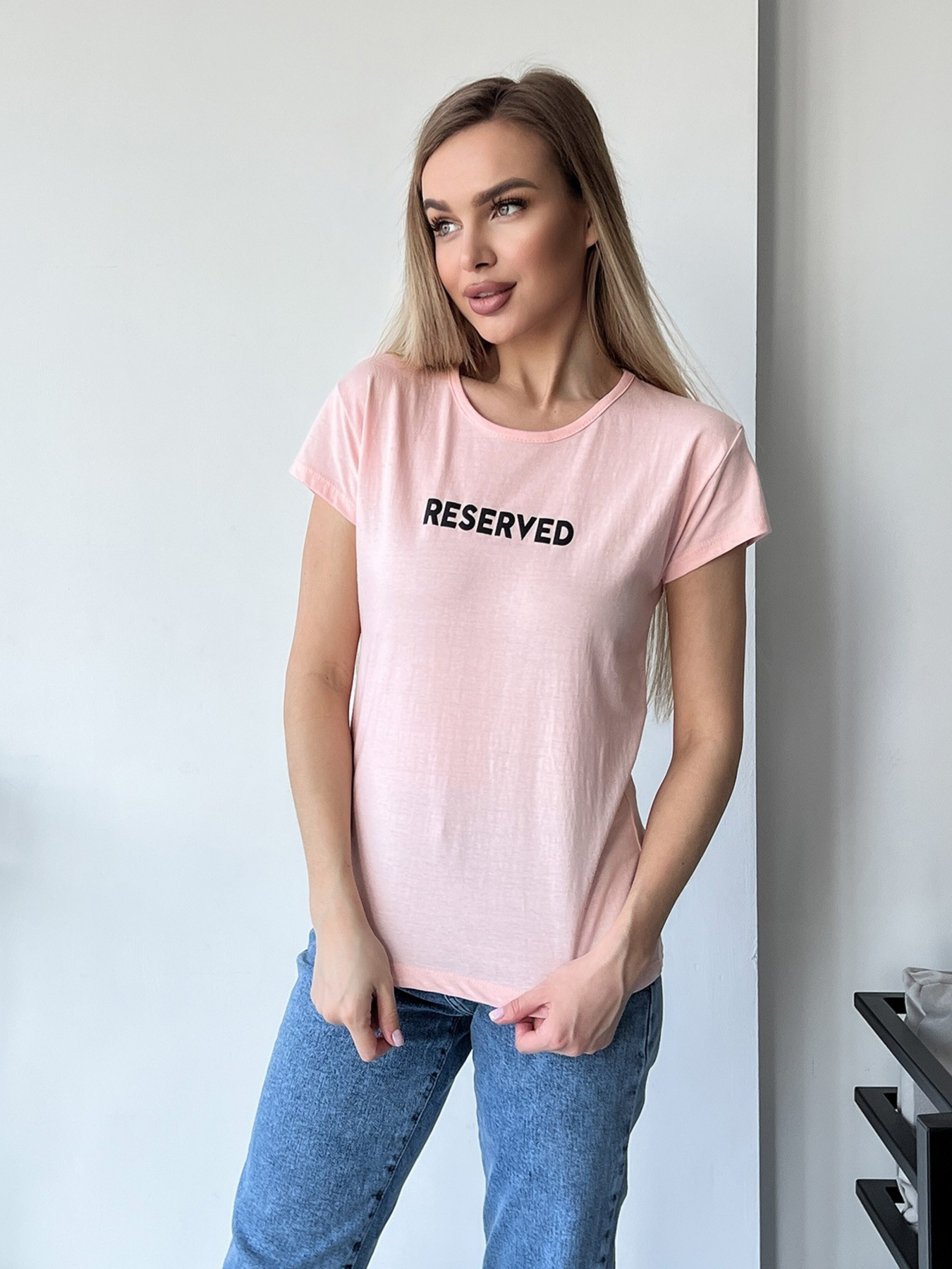 Футболка ISSA Plus модель WN20-159_peach Футболка ISSA Plus модель WN20-159_peach Фото