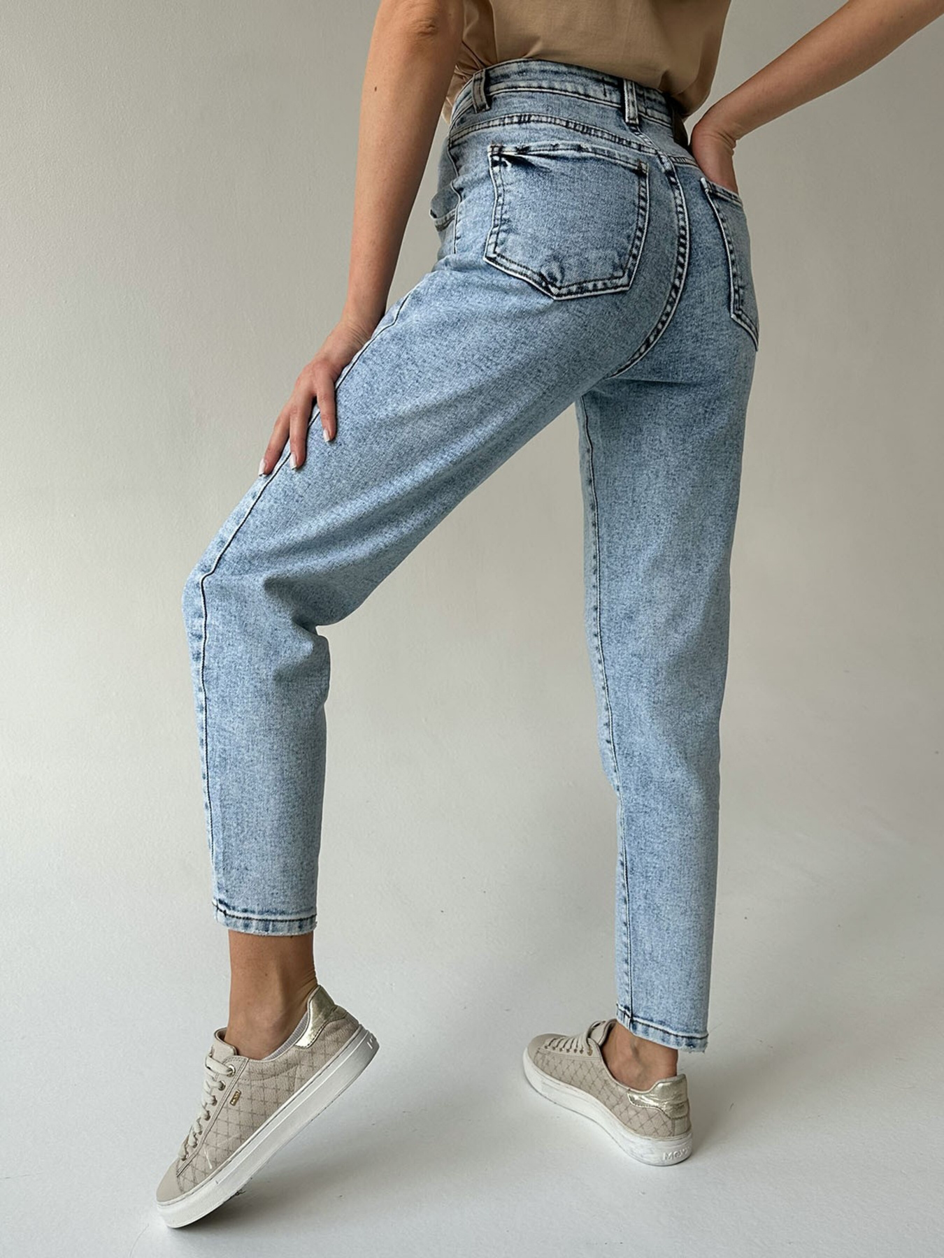 Джинсы мом ISSA Plus модель WN20-399_blue Фото