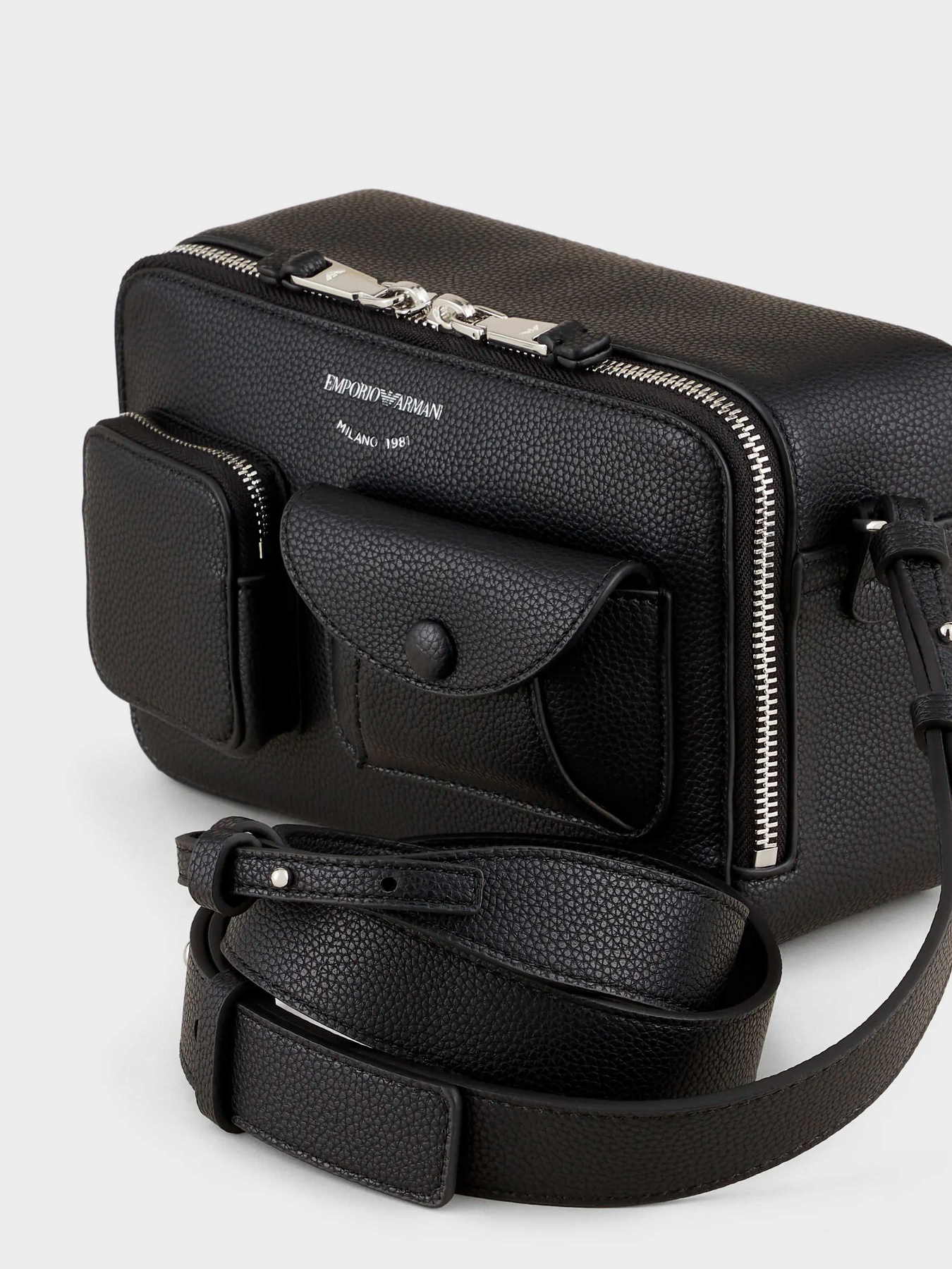 Сумки Emporio Armani модель Y3B194-YFO5X-88440 Фото