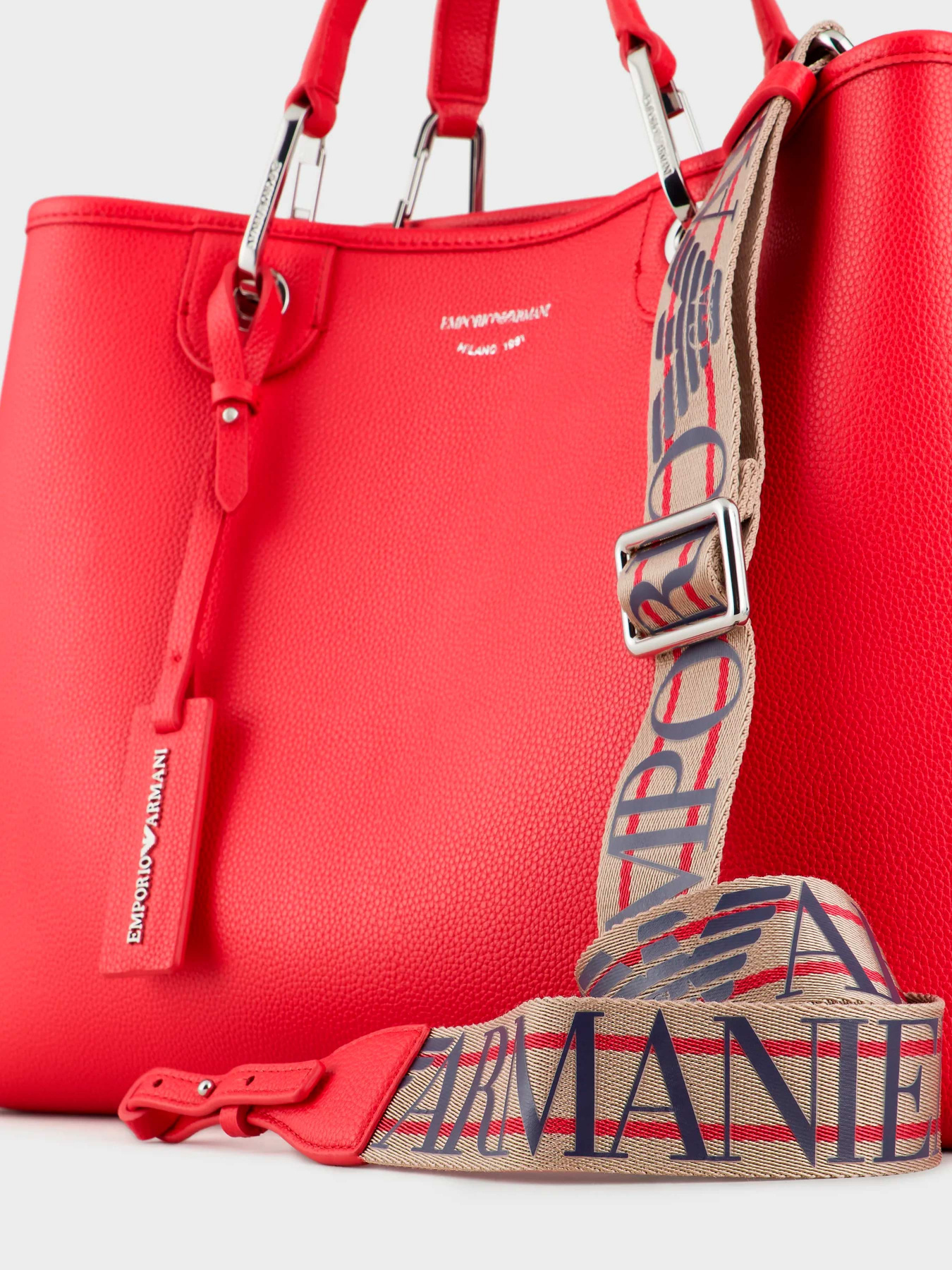Сумки Emporio Armani модель Y3D165-YFO5E-89530 Фото