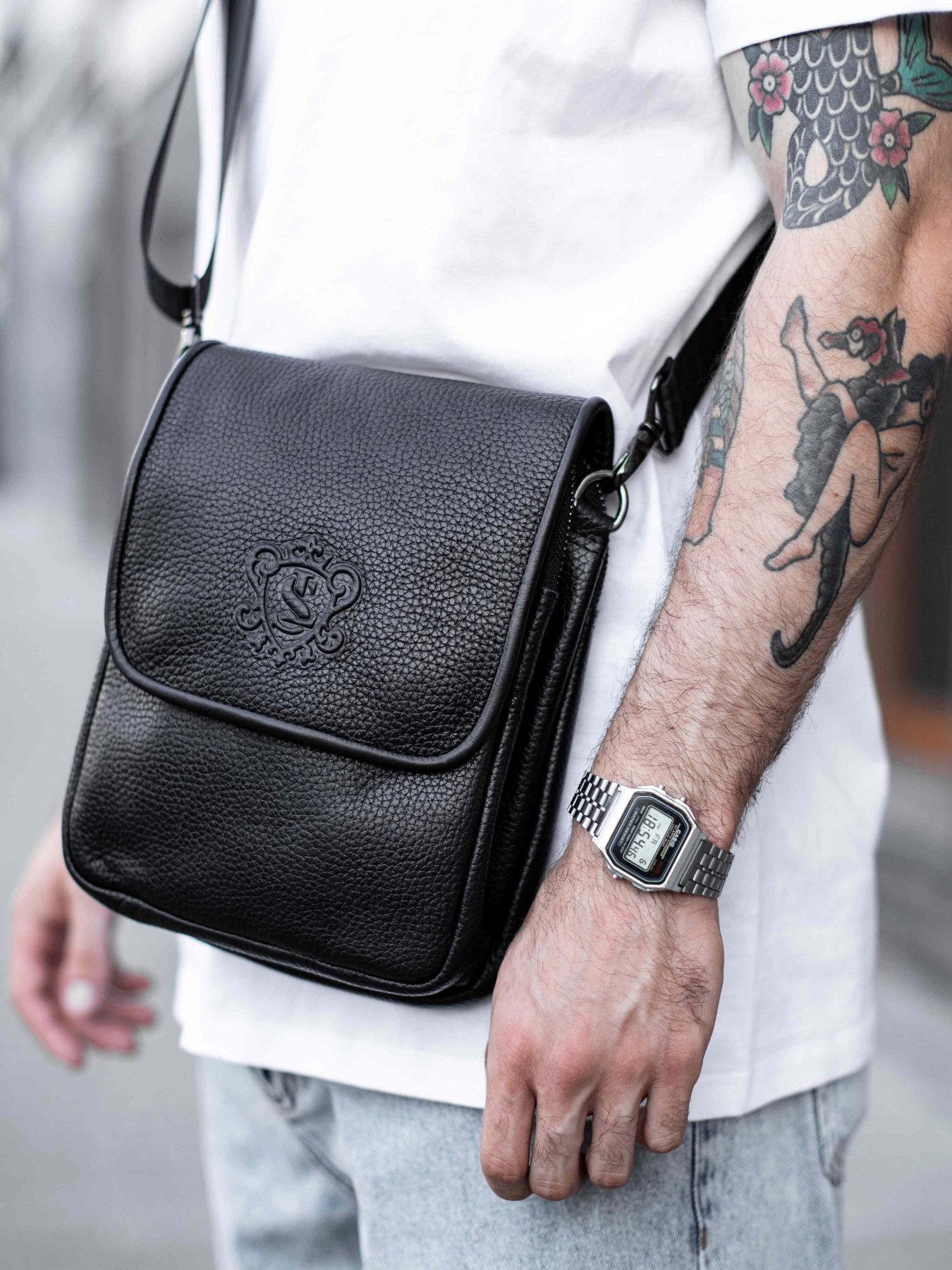 Мессенджер Legessy модель F_015_2_B Фото