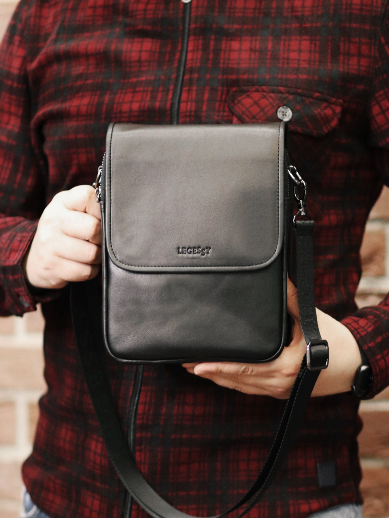 Мессенджер Legessy модель V_015_3_B Фото