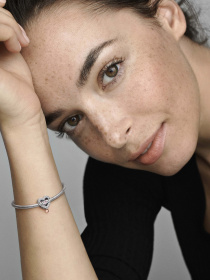 Класичні PANDORA Moments модель 782653C01 Фото