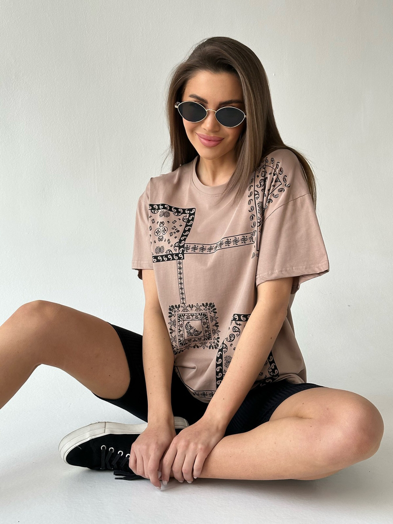 Футболка ISSA Plus модель WN20-427_beige Футболка ISSA Plus модель WN20-427_beige Фото