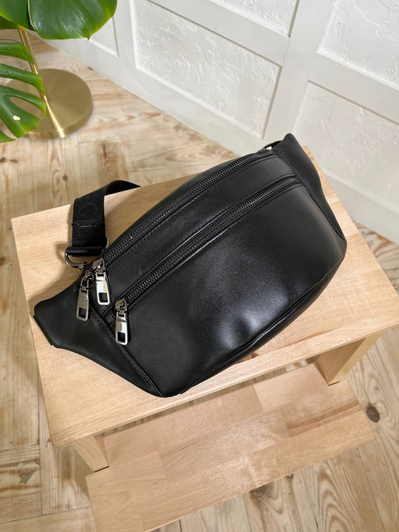 Поясна сумка Legessy модель V_133_B Фото