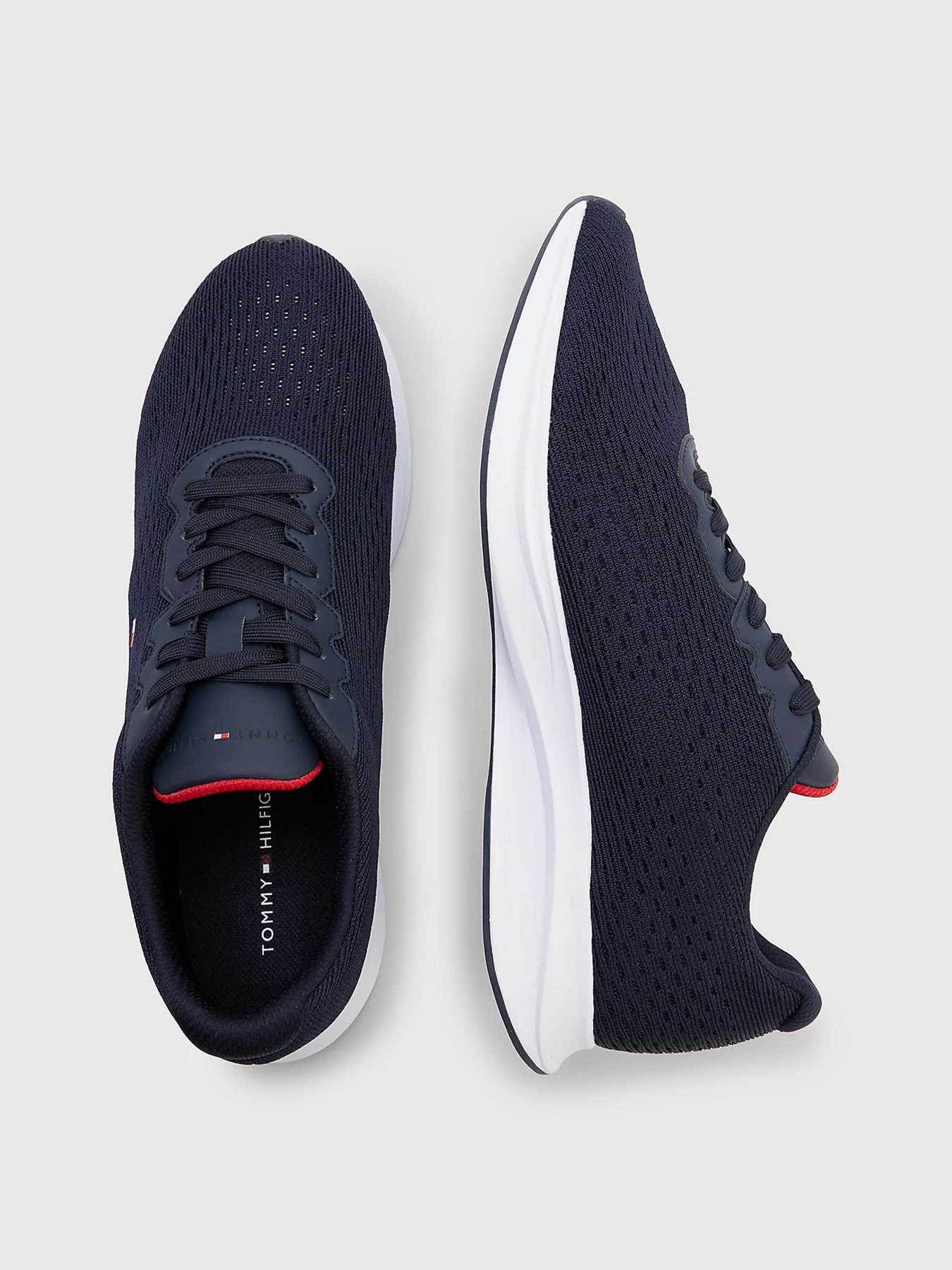 Кроссовки Tommy Hilfiger модель FM0FM04563-DW5 Кроссовки Tommy Hilfiger модель FM0FM04563-DW5 Фото