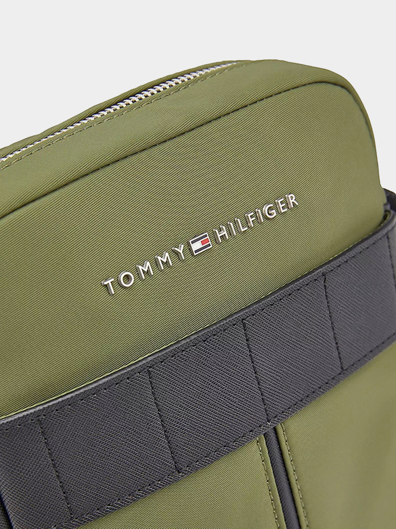 Сумки Tommy Hilfiger модель AM0AM10944-L9T Фото