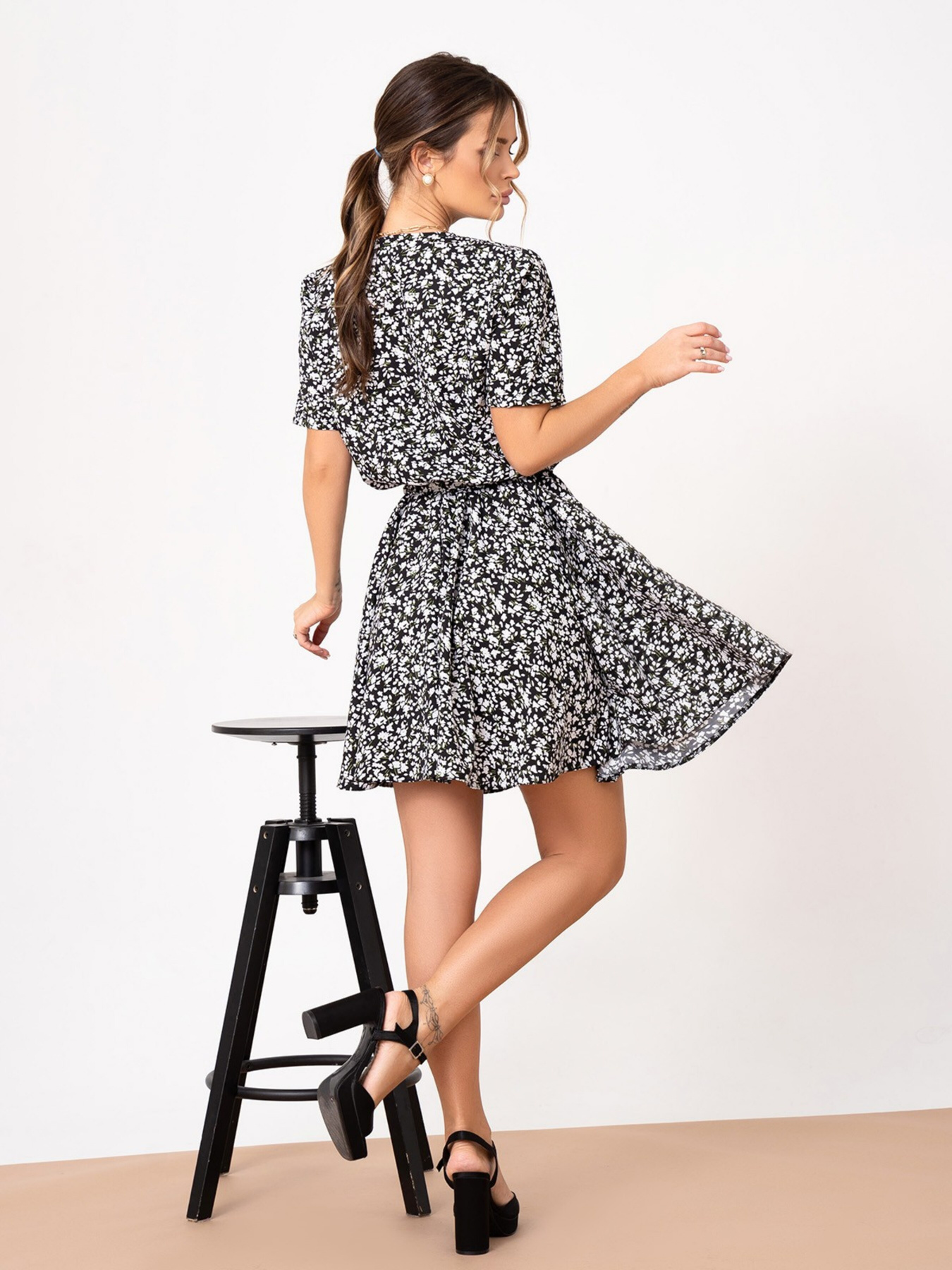 Платье мини ISSA Plus модель 13872_black Фото