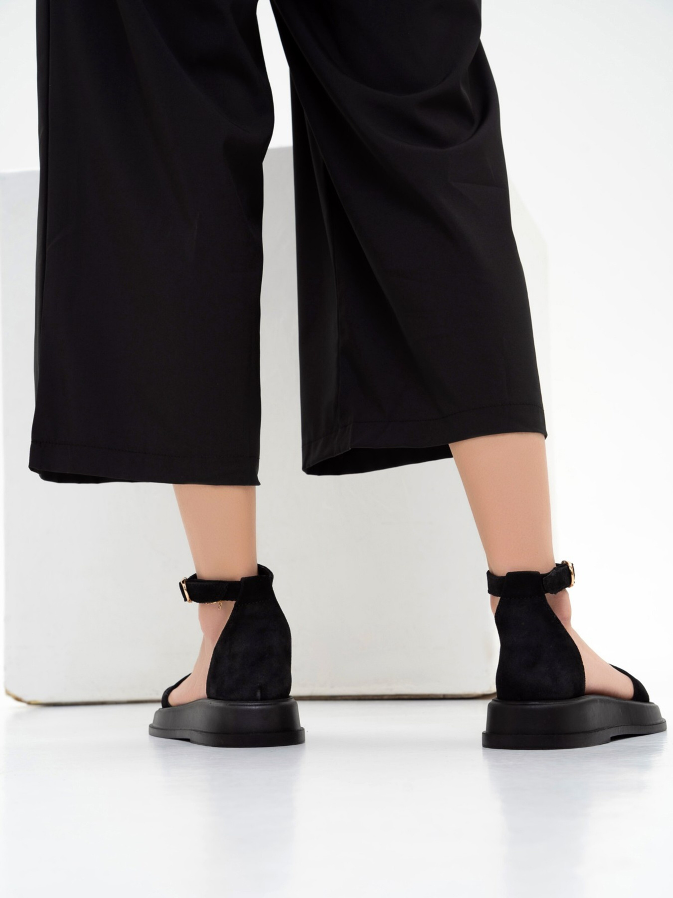 Сандалії ISSA Plus модель OB2-227_black Фото