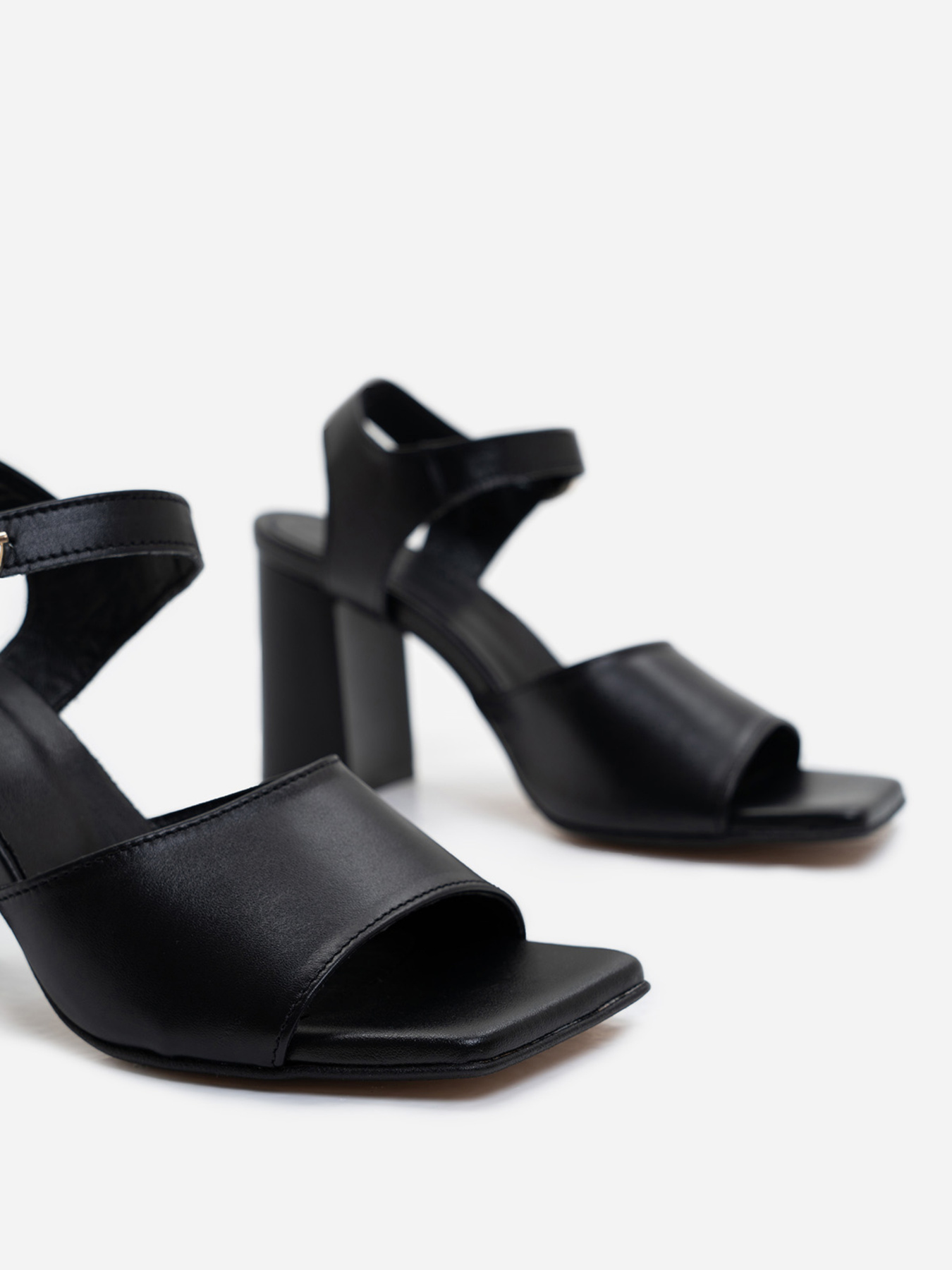 Босоножки ISSA Plus модель OB2-236_black Фото