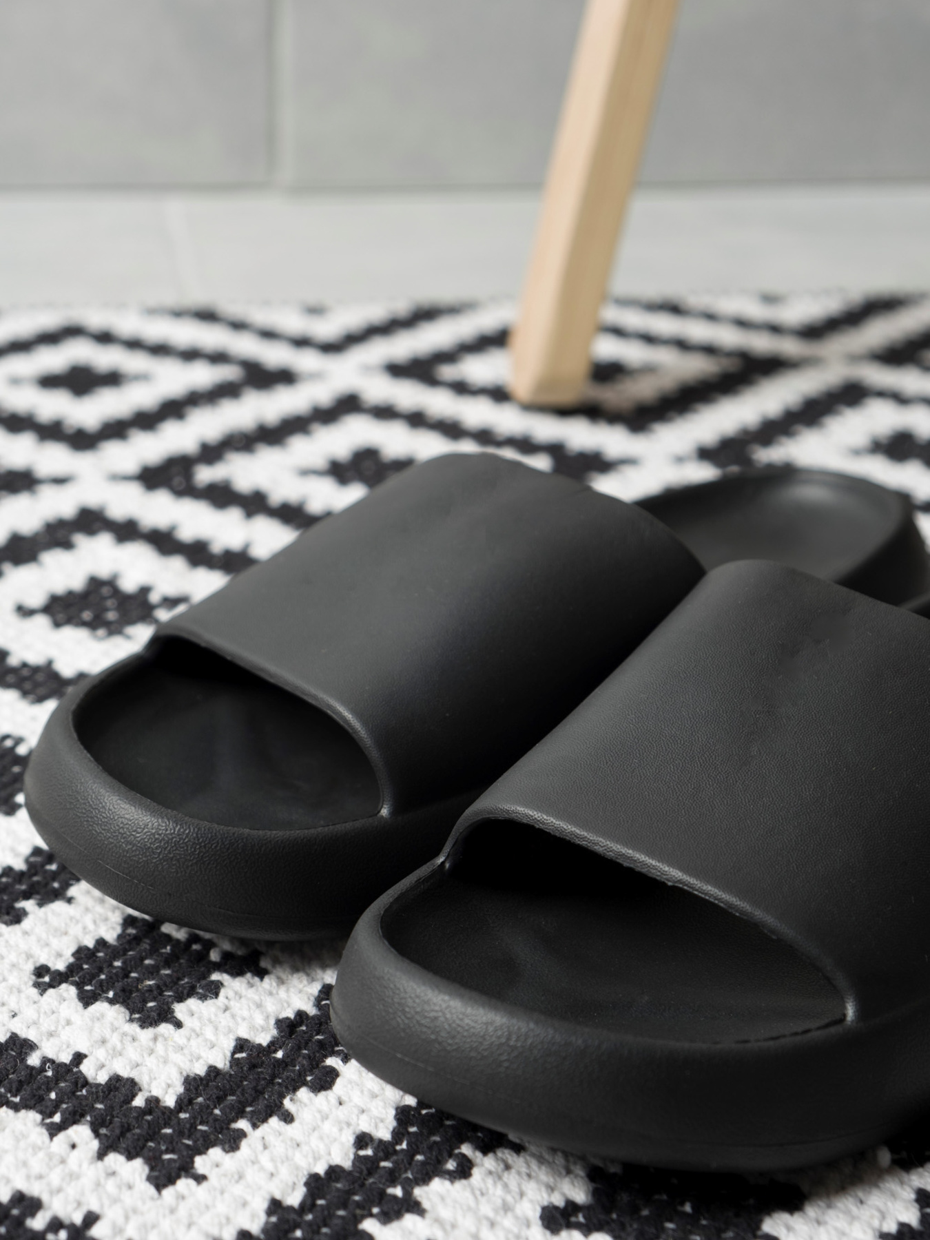 Капці Without модель 8048951 Фото